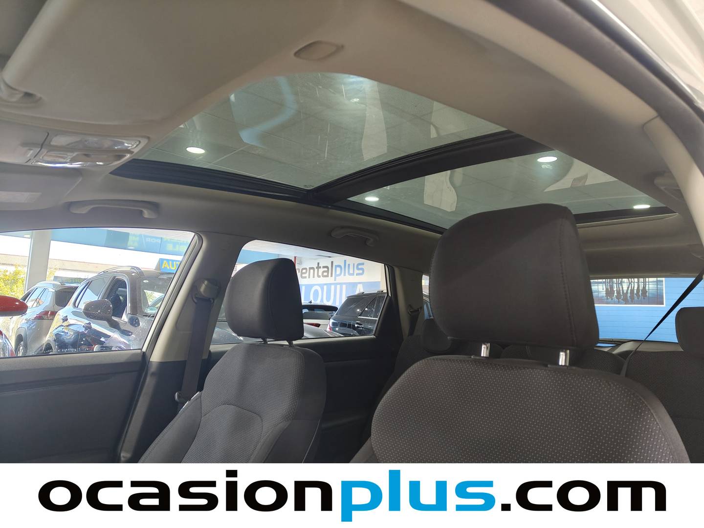 Foto KIA Carens Kia Carens 1.7 CRDi VGT Eco-Dynam x-Tech (115 CV)