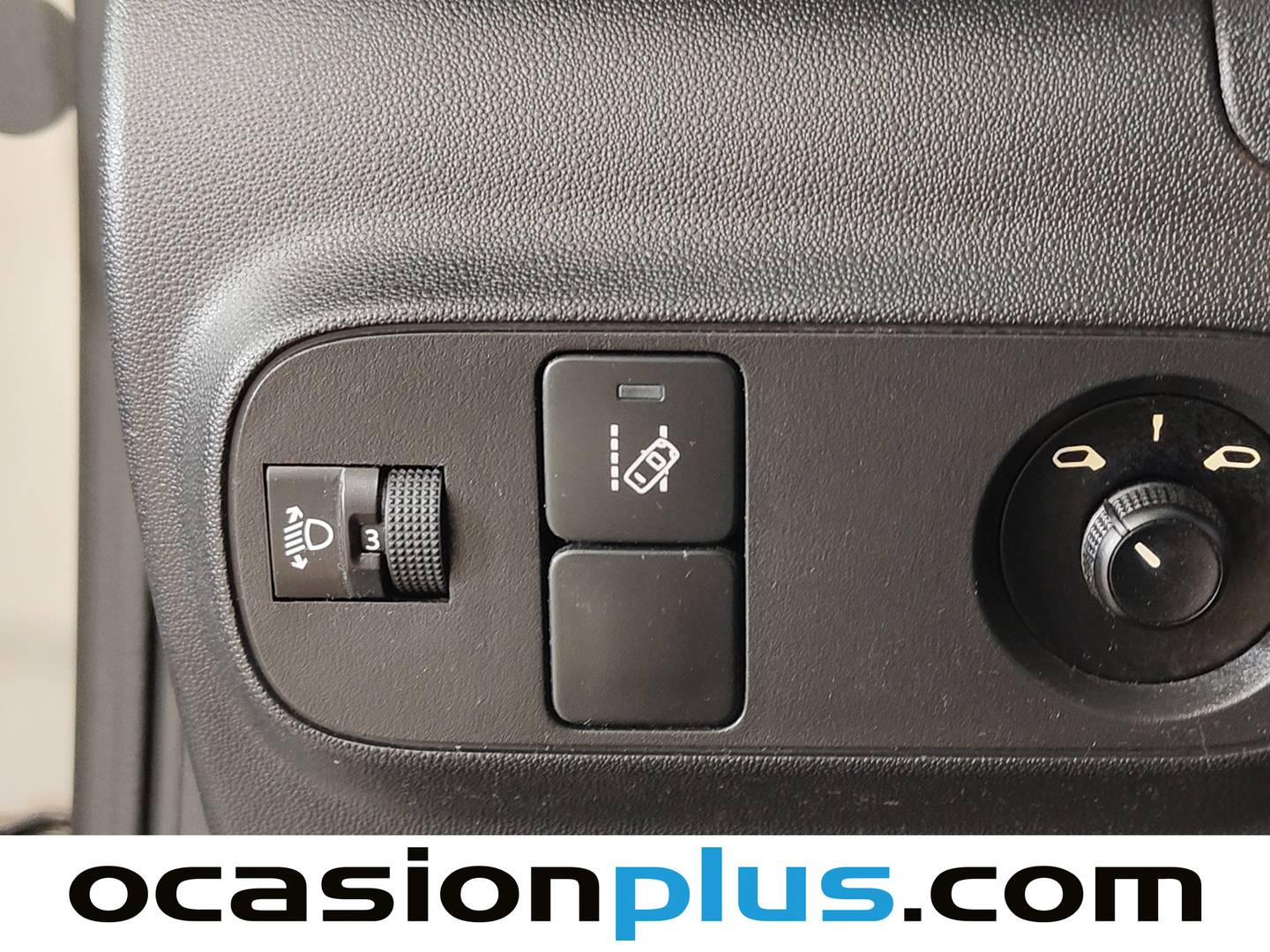 Equipamiento del Citroën C3 Citroën C3 PureTech 82 Feel (82 CV)