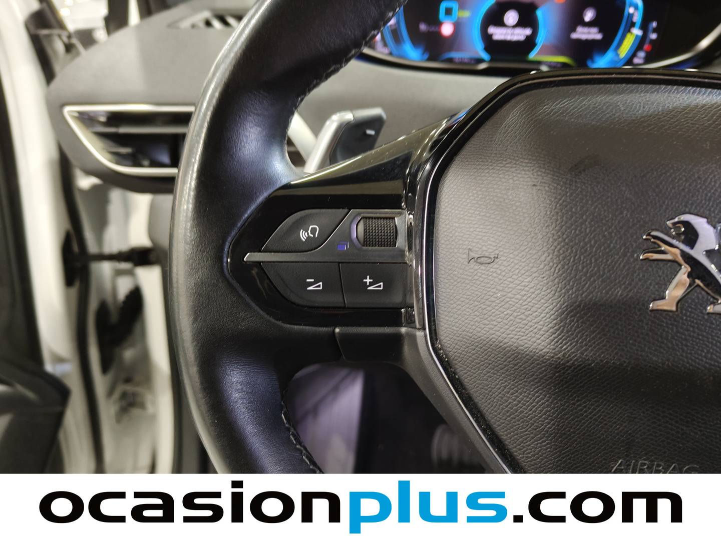 Foto Peugeot 3008 Hybrid Peugeot 3008 Hybrid 300 Allure Pack e-EAT8  (300 CV)