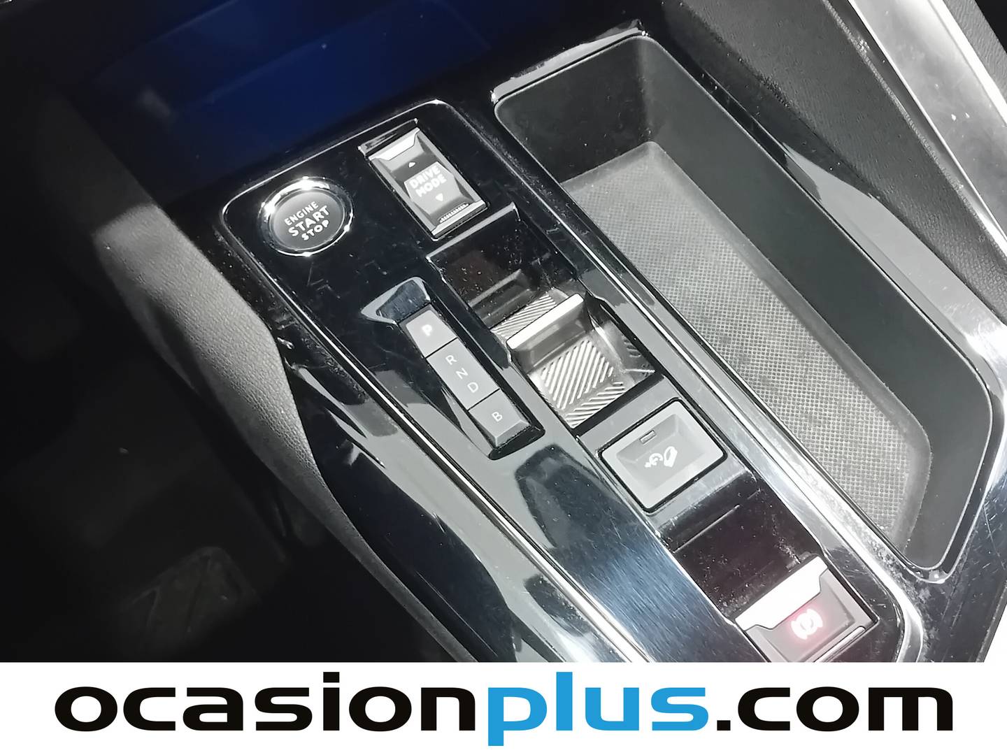 Foto Peugeot 3008 Hybrid Peugeot 3008 Hybrid 300 Allure Pack e-EAT8 (300 CV)