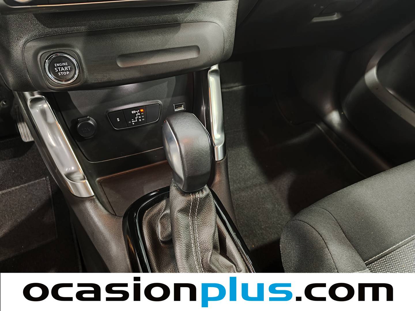 Foto Citroën C3 Aircross Citroen C3 Aircross PureTech 130 Shine Pack EAT6 (131 CV)