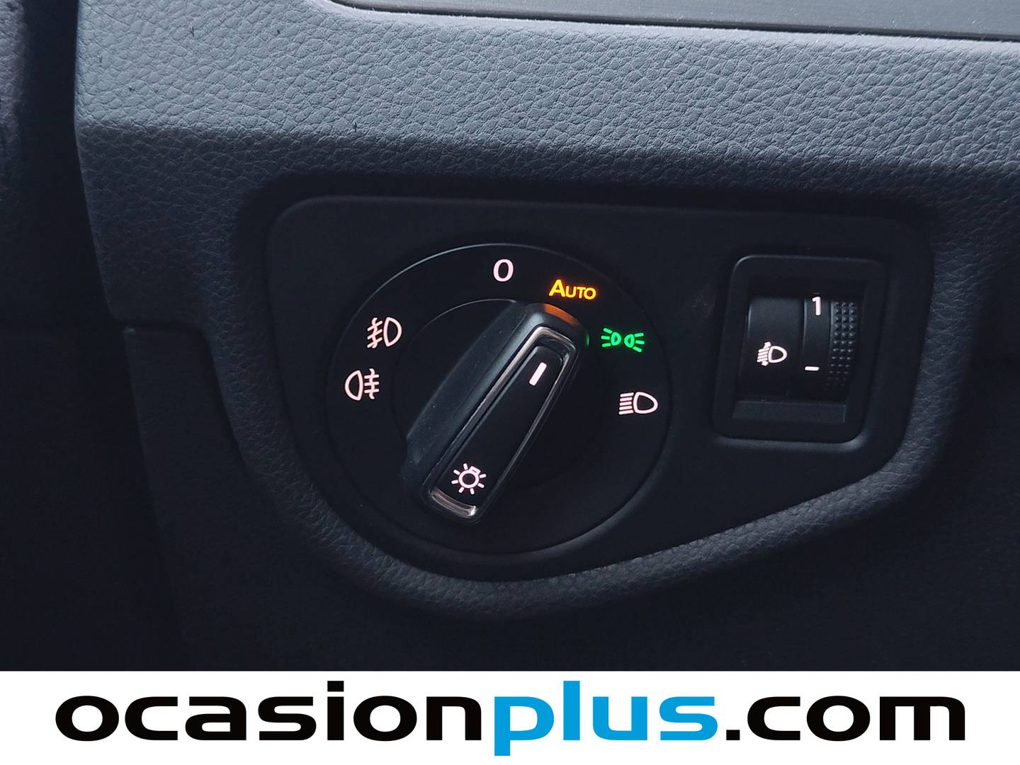 Foto Volkswagen Touran Volkswagen Touran Advance 1.4 TSI BMT (150 CV) DSG