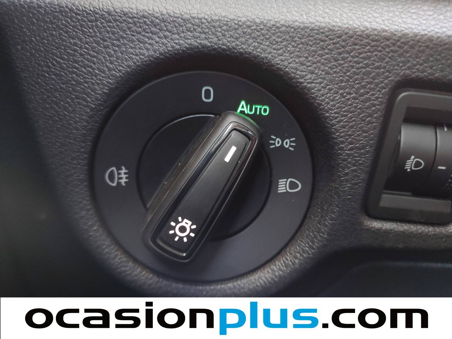 Foto Skoda Kamiq Skoda Kamiq 1.0 TSI Ambition  (110 CV)