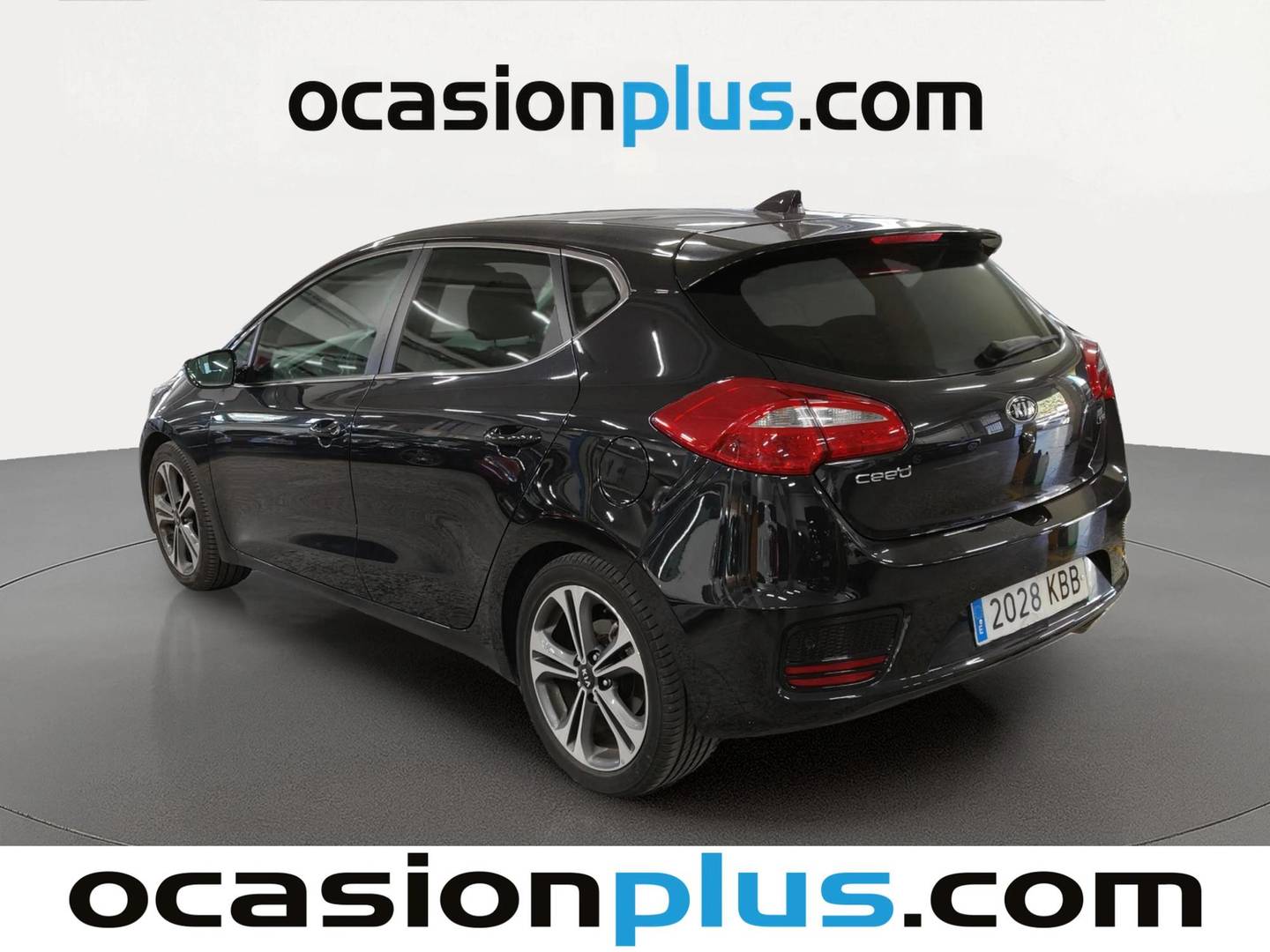 Foto trasera KIA Ceed KIA Ceed 1.6 CRDi VGT x-Tech17 (136 CV) izquierda