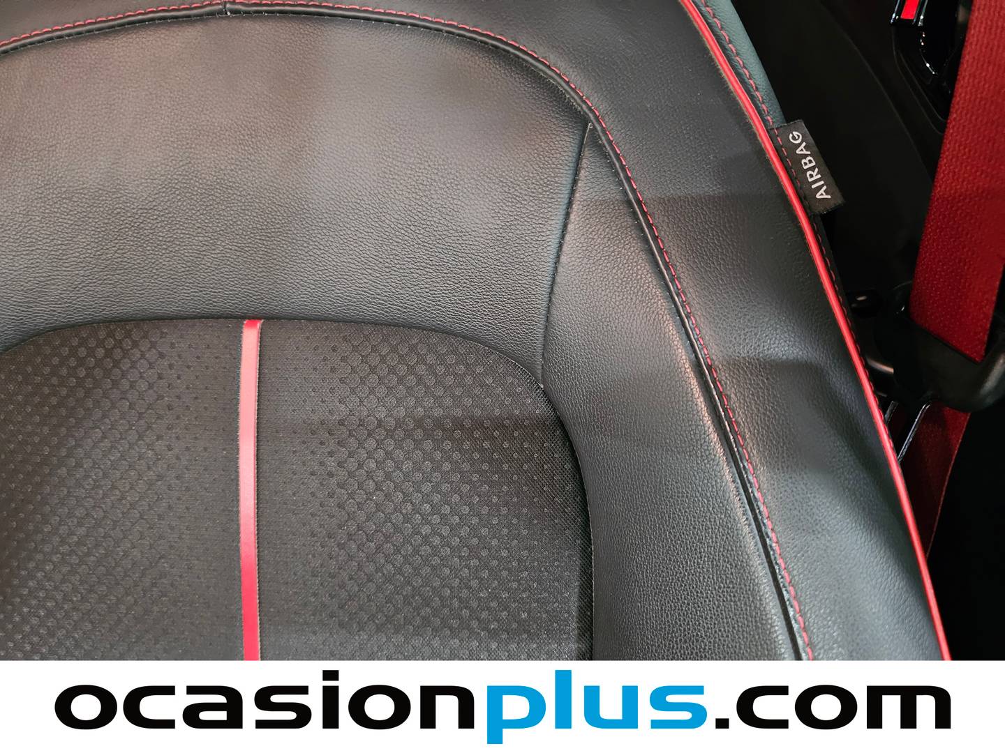 Foto Hyundai Kona Hyundai Kona 1.0 TGDi Tecno Red 4x2 (120 CV)