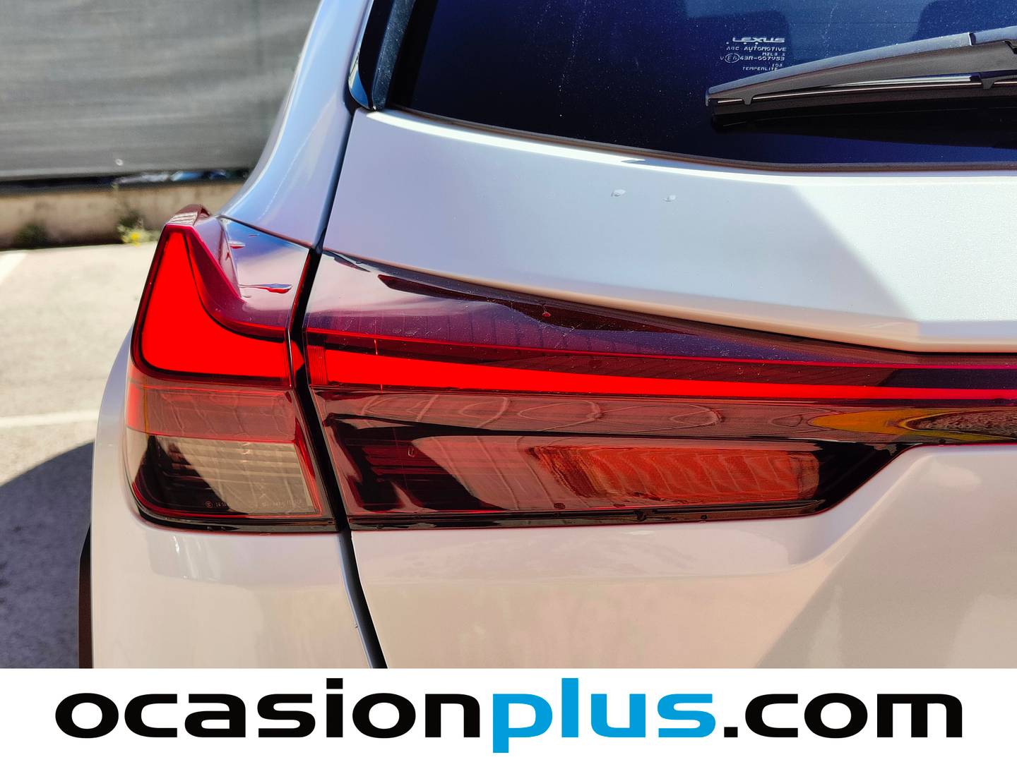 Foto Lexus UX Lexus UX 250h Business City  (184 CV)