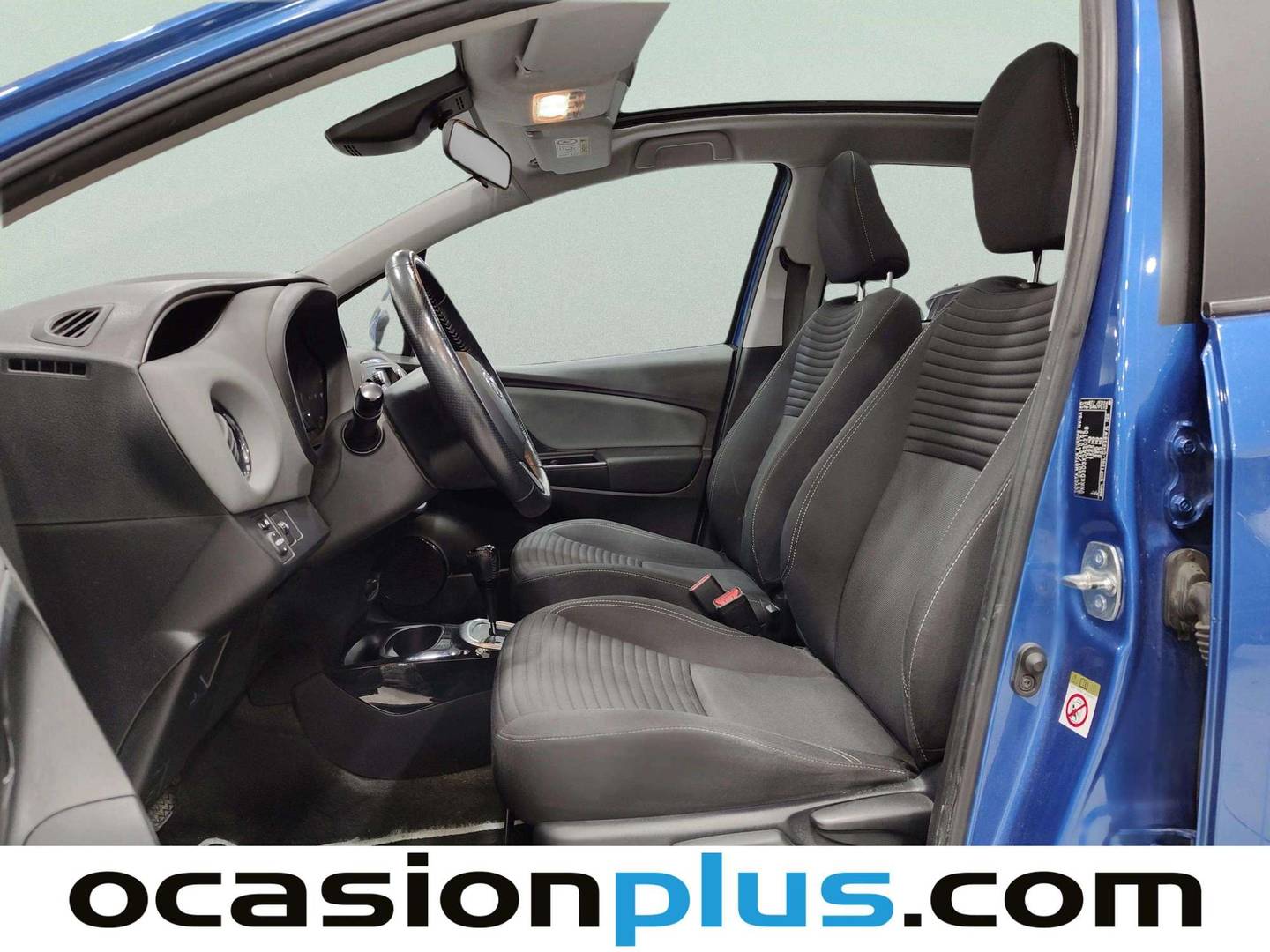 Foto asientos delanteros Toyota Yaris Toyota Yaris 1.5 Hybrid Feel (100 CV)