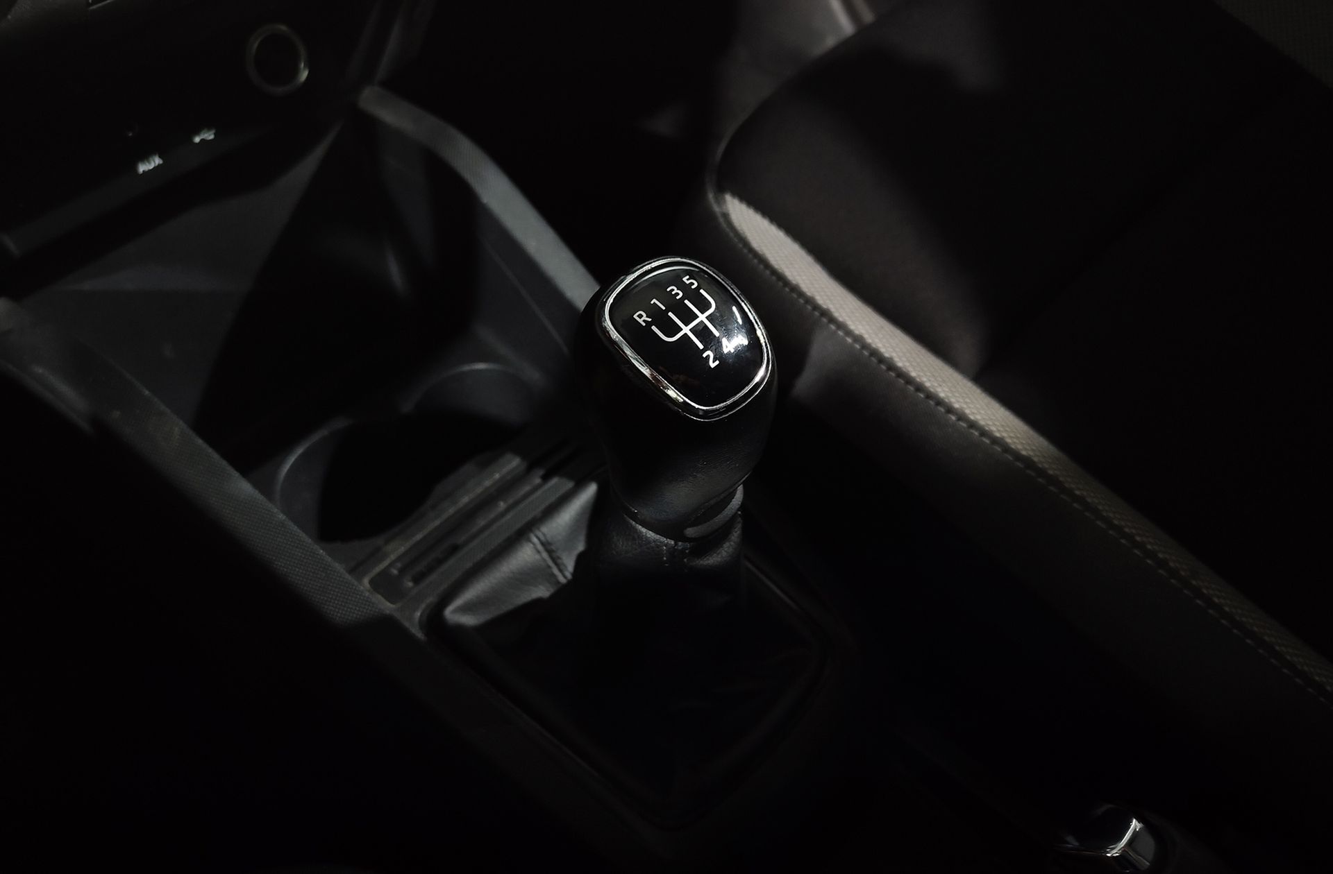 Škoda Fabia 1.2 TSI Like - foto 5