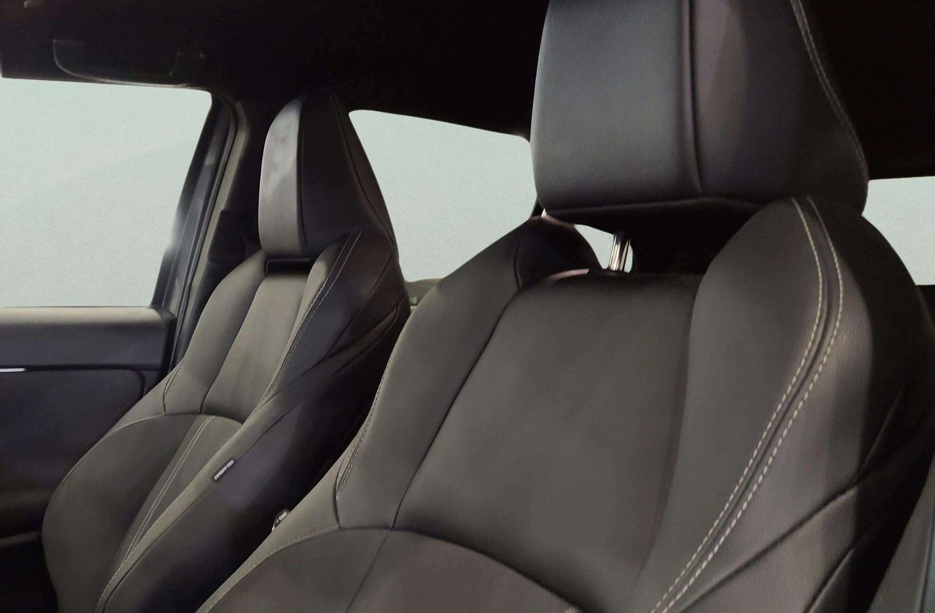 Toyota Yaris Cross 130H Style - foto 12