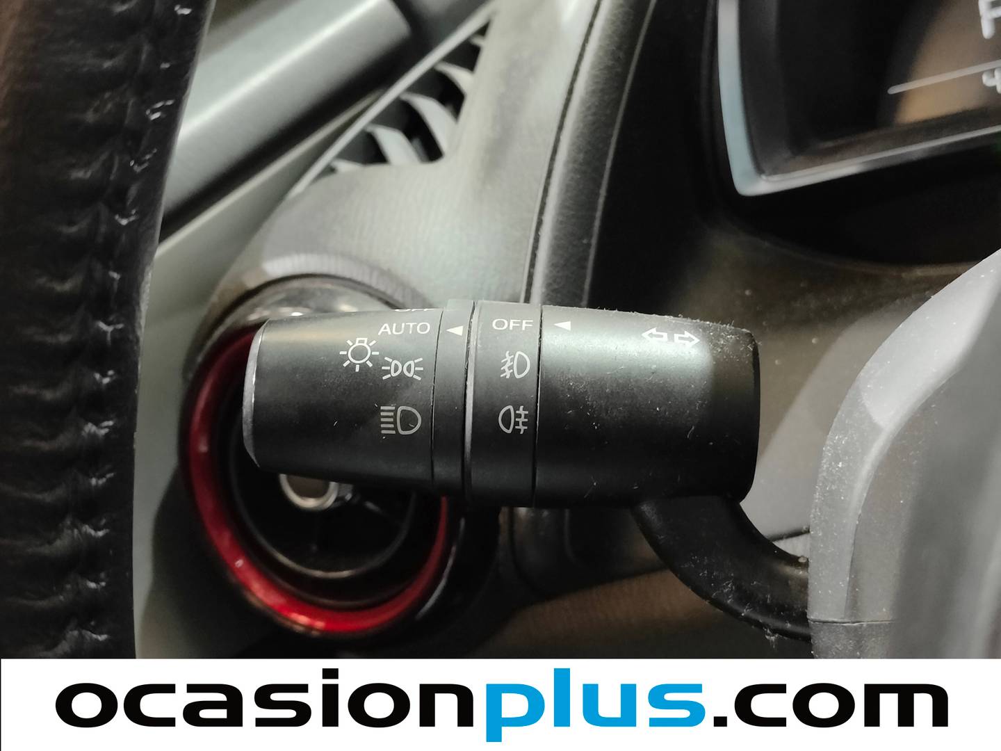 Extras del Mazda CX-3 Mazda CX-3 2.0 SKYACTIV GE Luxury 2WD AT (120 CV)