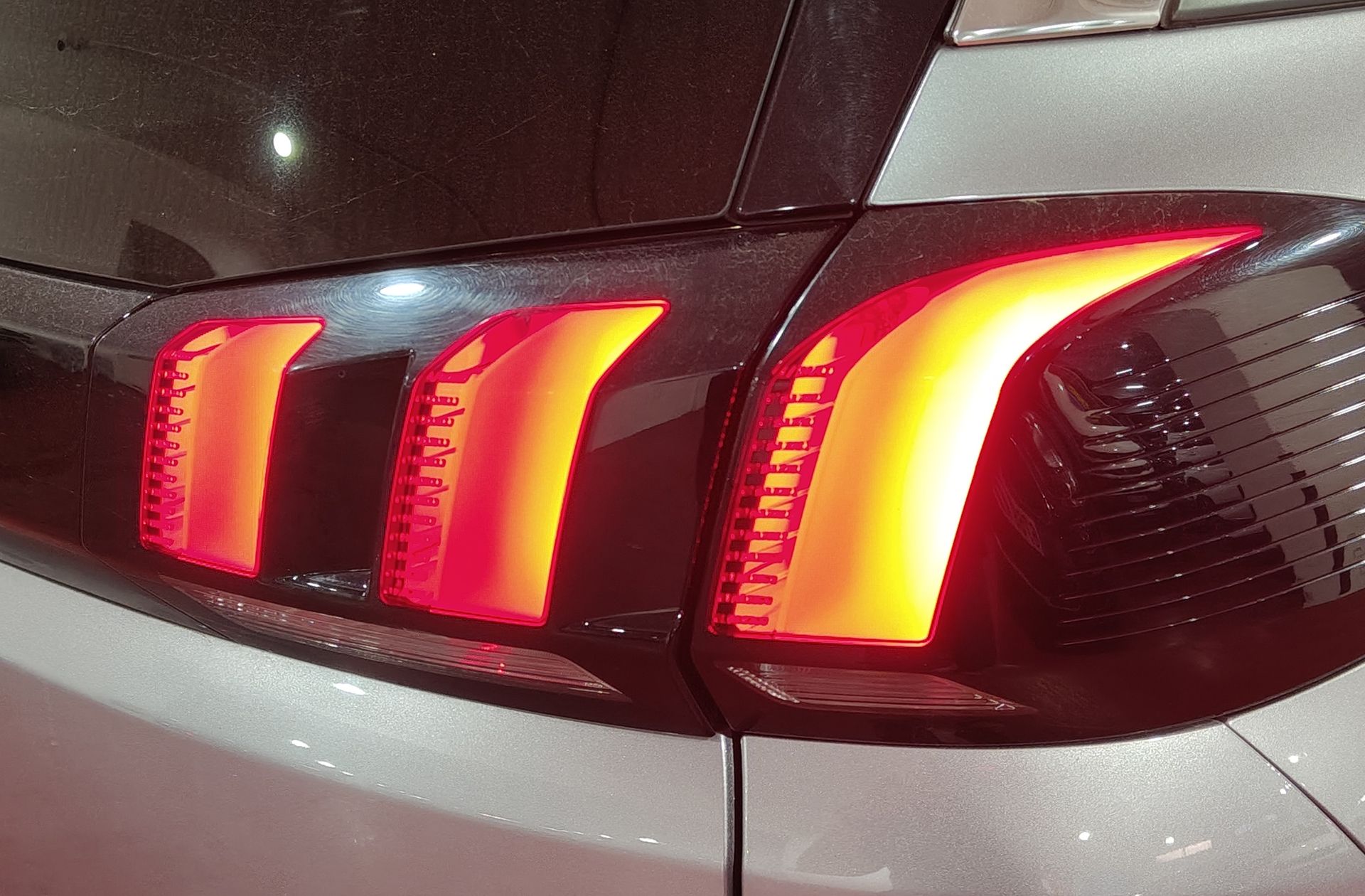 Peugeot 5008 PureTech 130 Allure Pack EAT8 7 plazas - foto 17