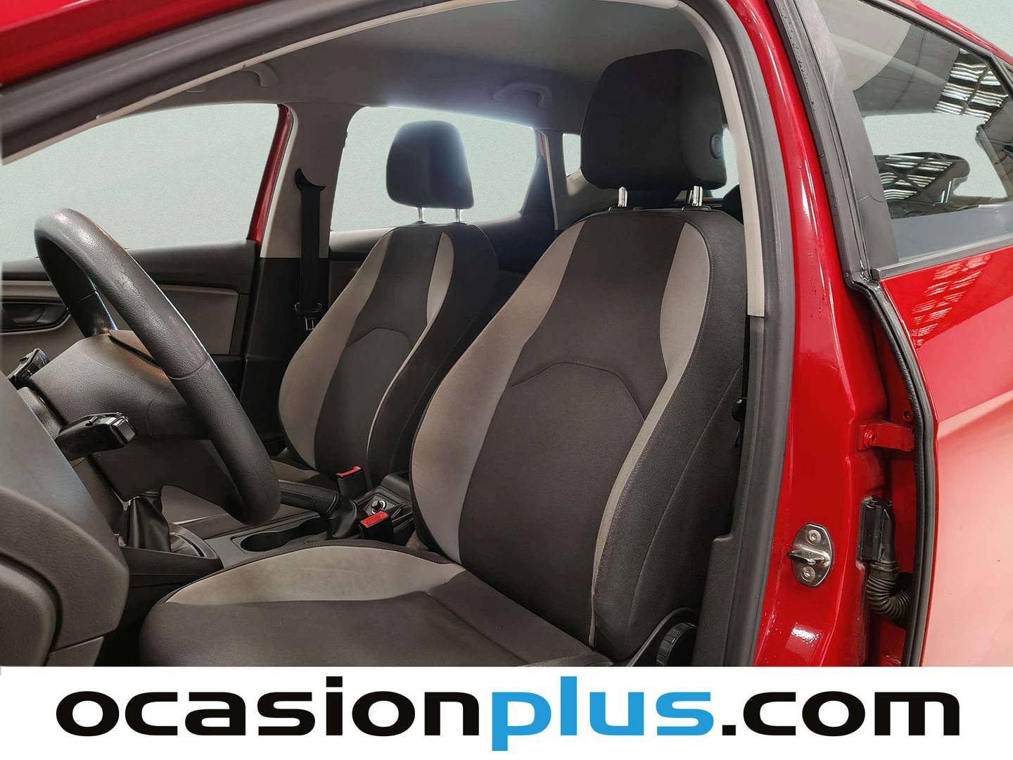 Foto asientos delanteros Seat León SEAT León 1.2 TSI S&S Reference (105 CV)