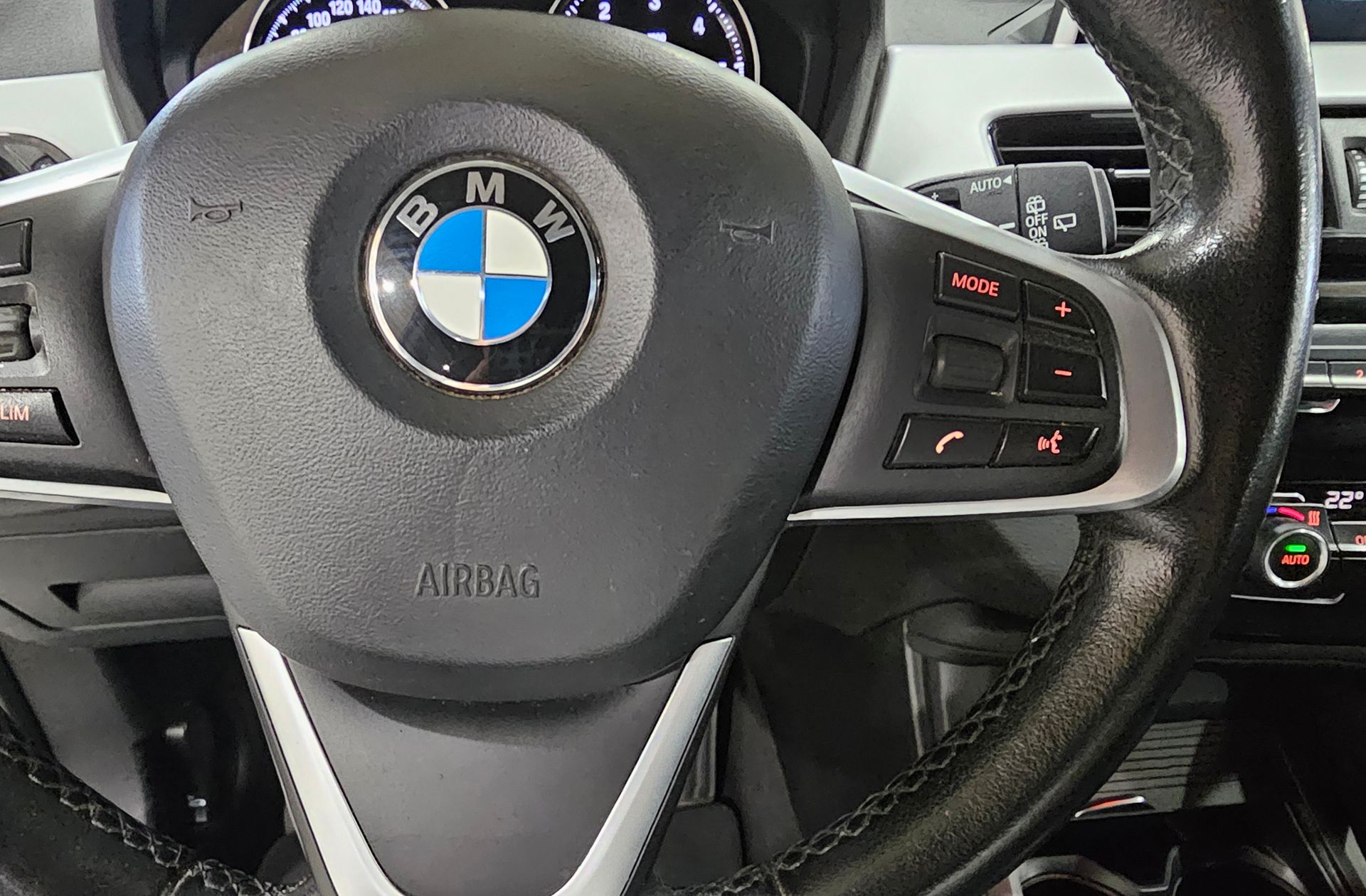 BMW X1 sDrive18d - foto 32