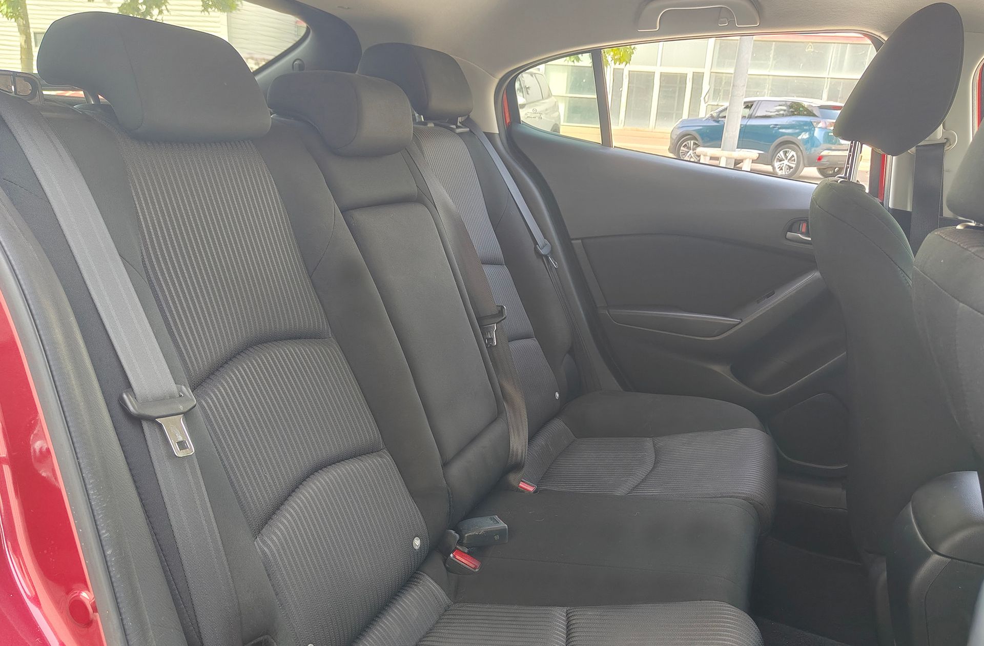 Mazda Mazda3 2.0 GE Style - foto 12