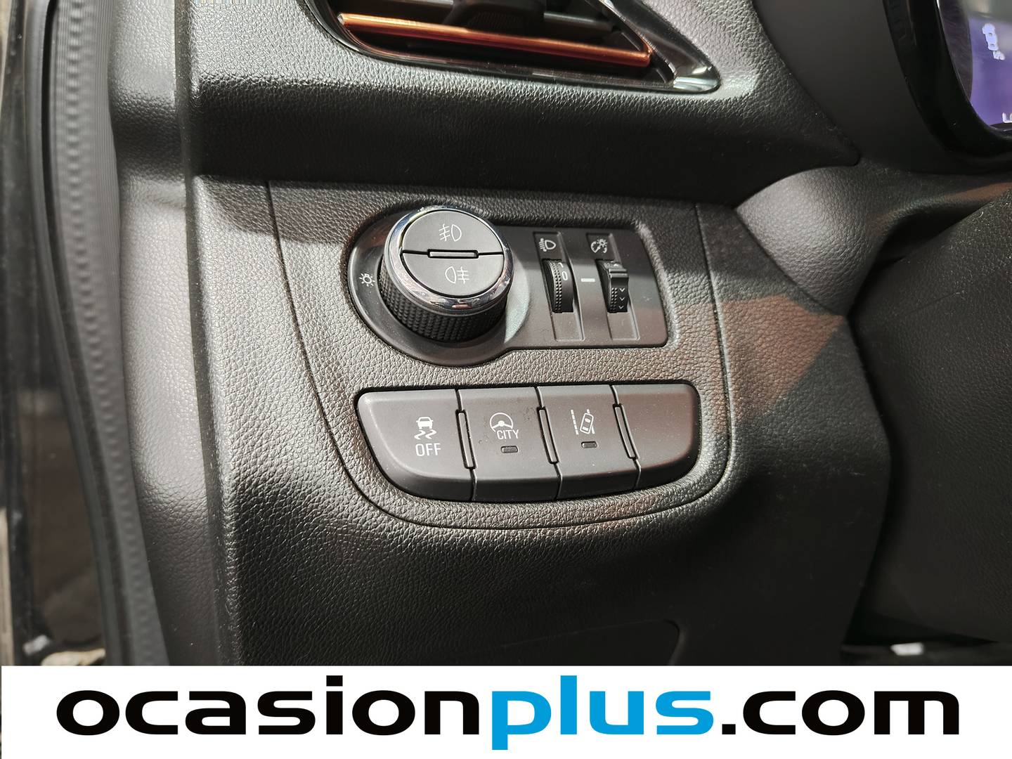 Equipamiento del Opel Karl Opel Karl 1.0 Selective (75 CV)