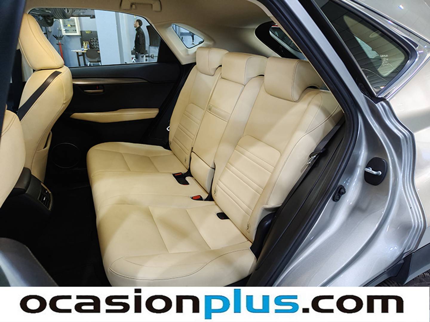 Foto Lexus NX Lexus NX Executive 4WD + Navibox (197 CV)