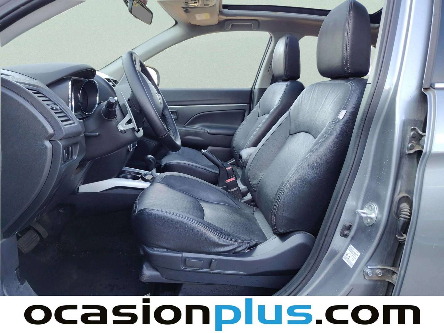 Foto asientos delanteros Mitsubishi ASX Mitsubishi ASX 220 DI-D Kaiteki 4WD (150 CV)