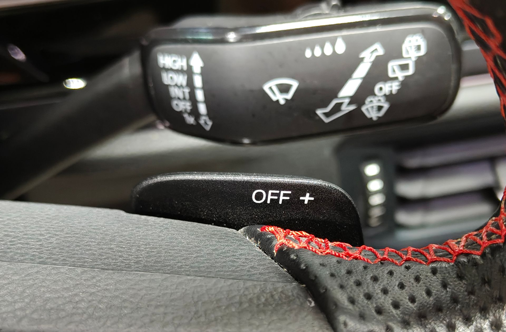 Volkswagen Polo GTI 2.0 TSI DSG - foto 33
