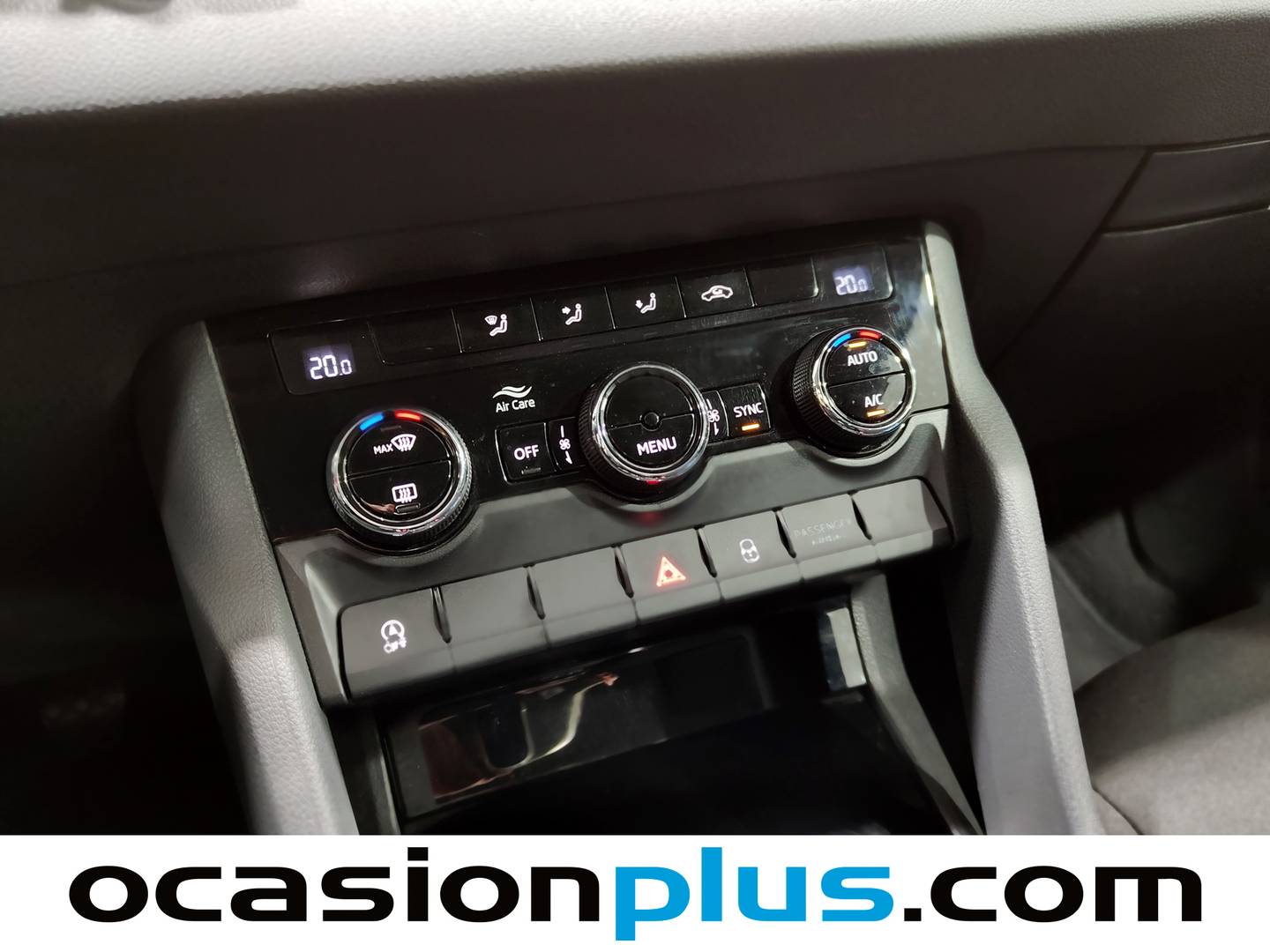 Foto Skoda Karoq Skoda Karoq 1.6 TDI Ambition (115 CV)