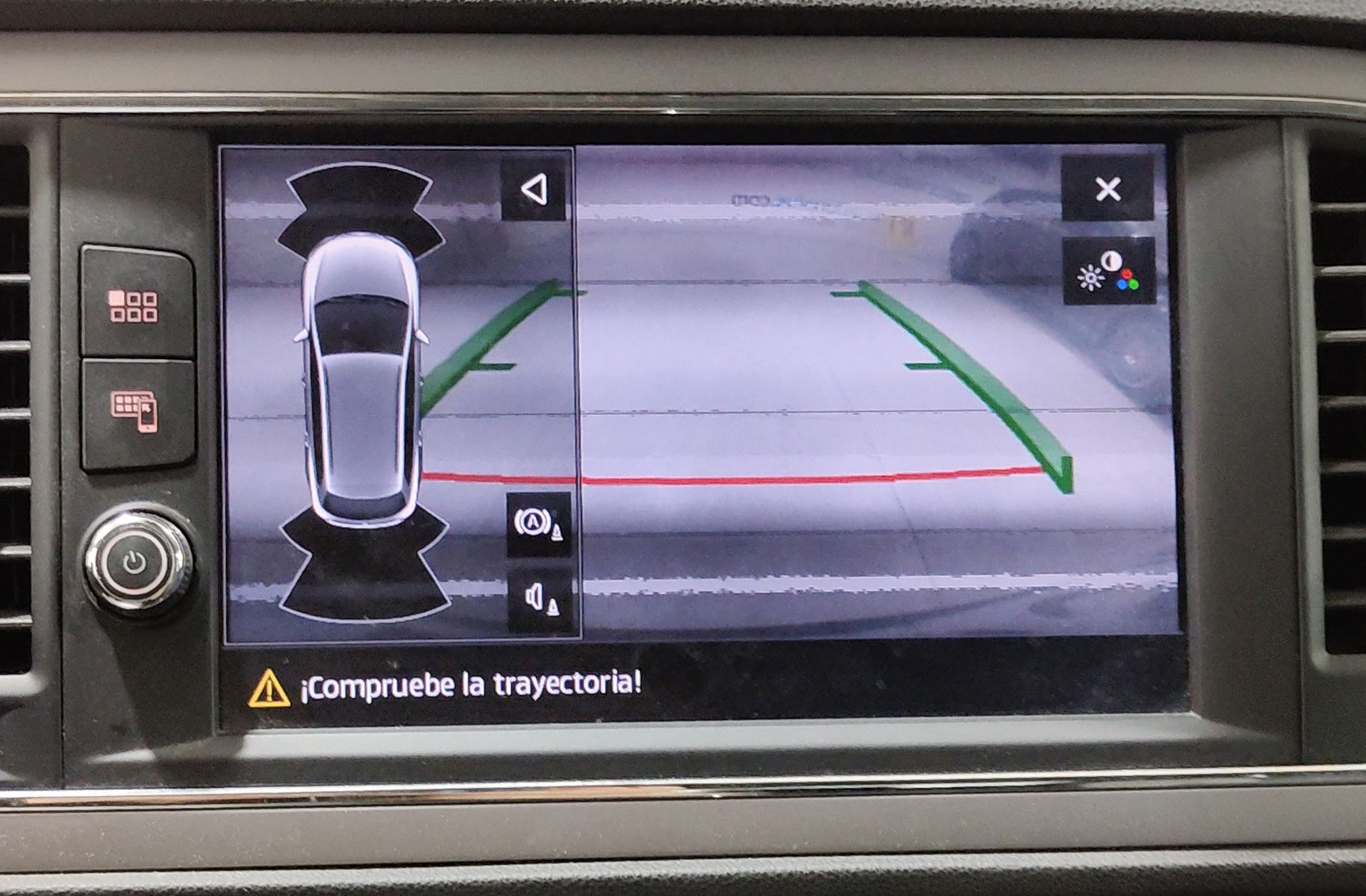 SEAT León ST 2.0 TDI X-perience 4Drive DSG6 - foto 8