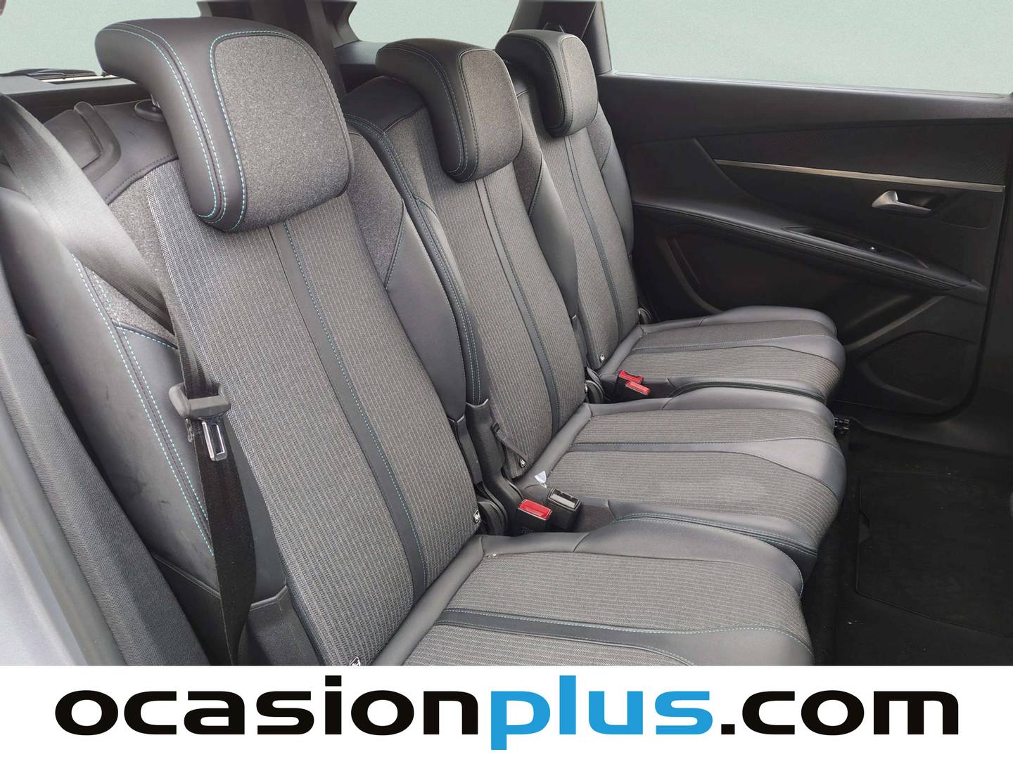 Foto Peugeot 5008 Peugeot 5008 PureTech 130 S&S Allure EAT8  (130 CV) 7 plazas