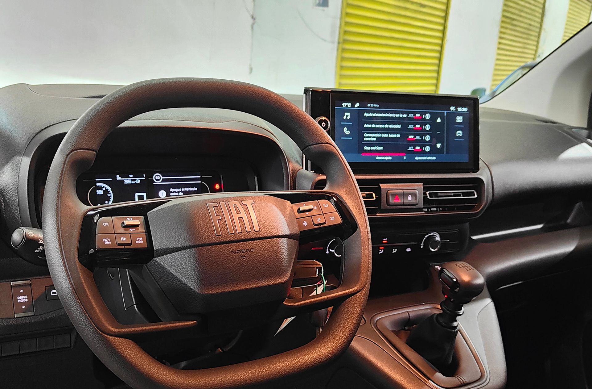Fiat Doblò BlueHDi 100 M - foto 24