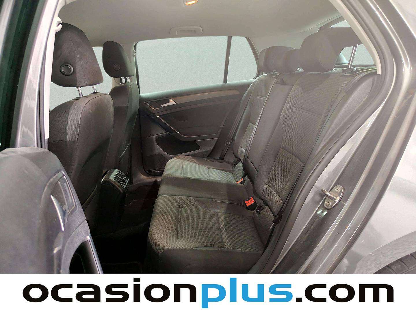 Foto asientos traseros Volkswagen Golf Volkswagen Golf Advance 1.5 TSI Evo (130 CV) DSG