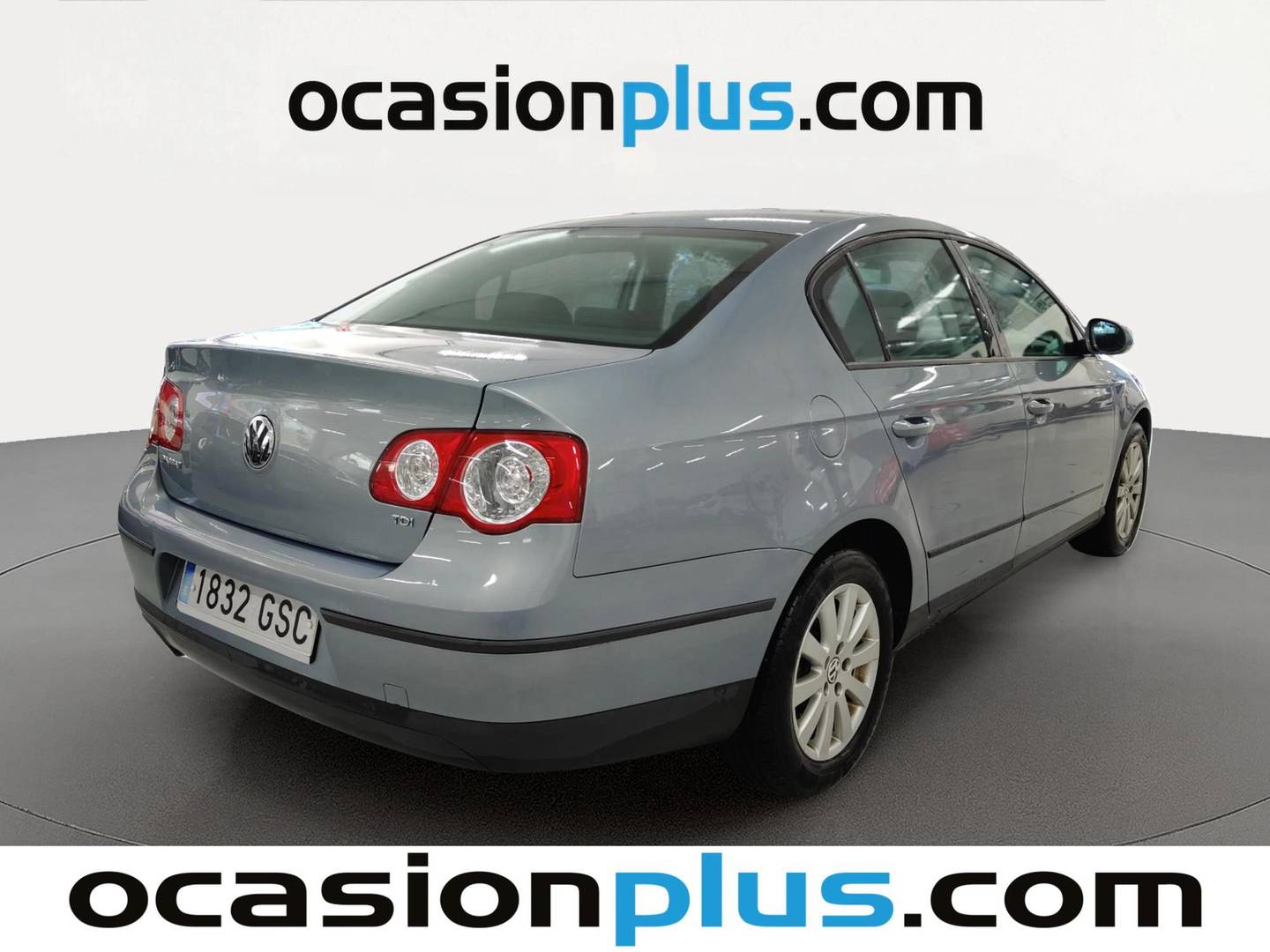 Foto trasera Volkswagen Passat Volkswagen Passat 2.0 TDI DPF Edition Plus (110 CV) derecha