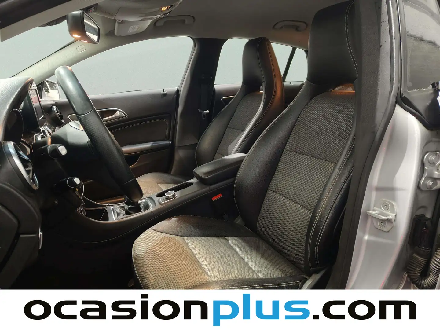 Foto Mercedes CLA Mercedes-Benz CLA Shooting Brake CLA 200 d (136 CV)