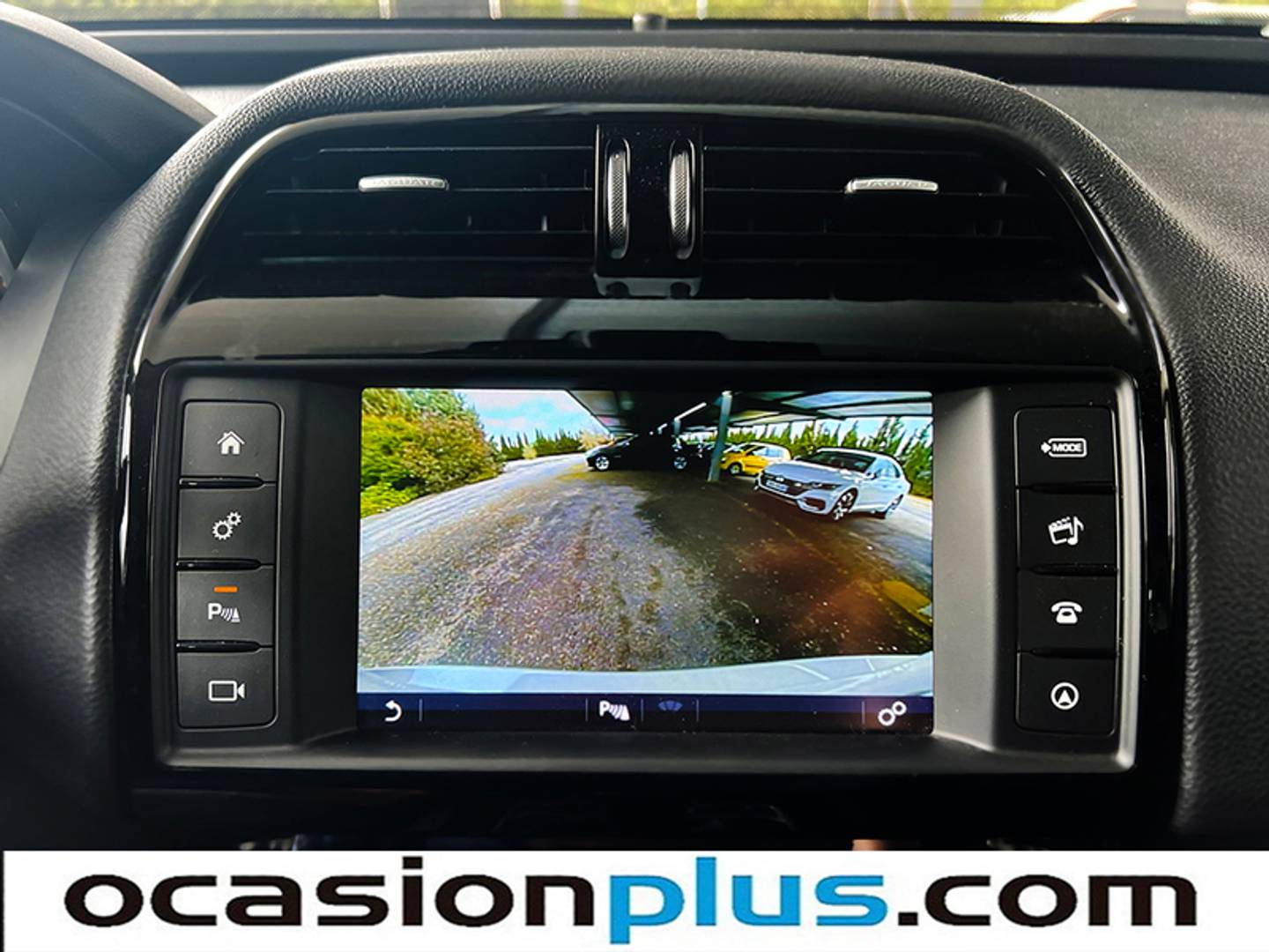 Foto Jaguar XE Jaguar XE 2.0 Diesel XE-Pure RWD (180 CV)