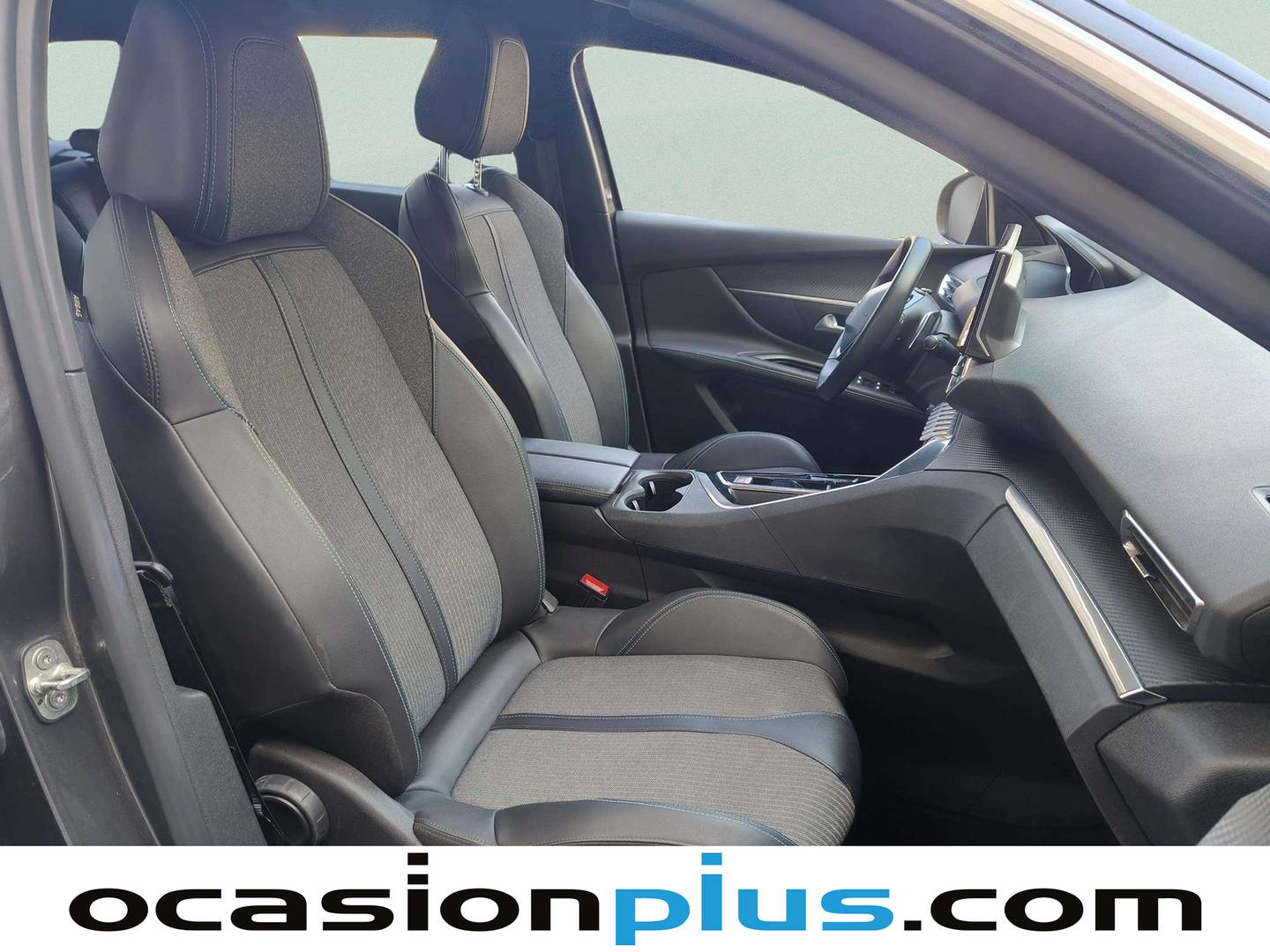 Peugeot 5008 Hybrid Peugeot 5008 Hybrid 1.2 Allure Pack eDCS6 (136 CV) automático
