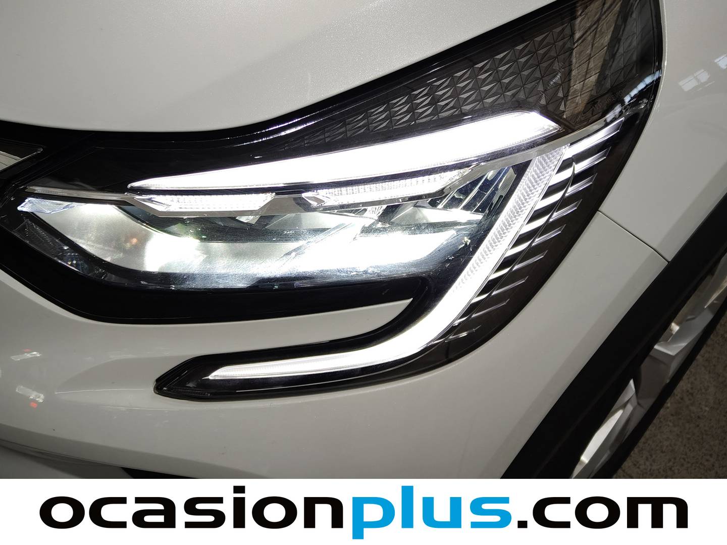 Foto Mitsubishi ASX Mitsubishi ASX 130T MHEV Motion (140 CV)