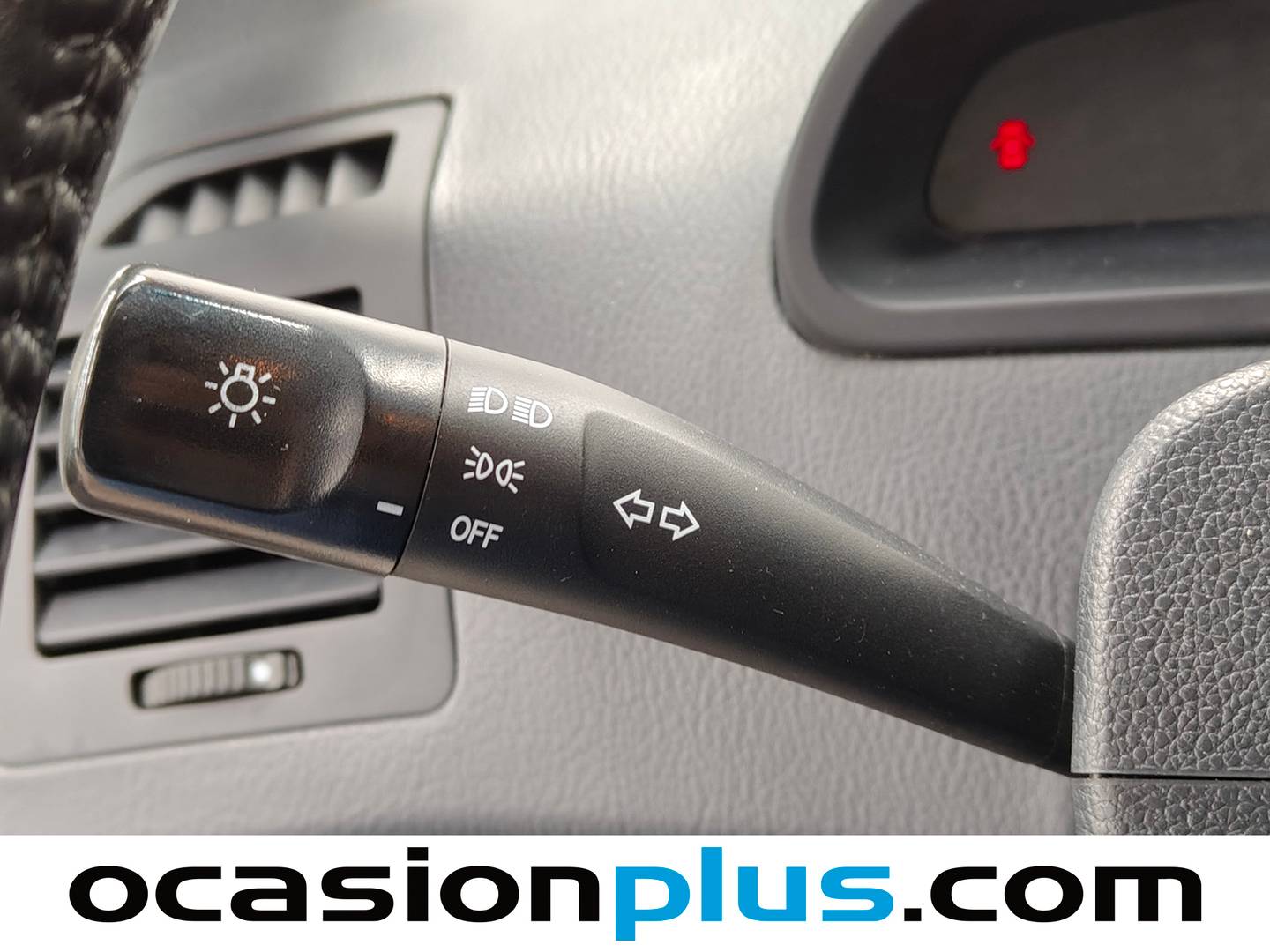 SsangYong Rodius SsangYong Rodius D22T Limited Auto (178 CV) 7 Plazas al mejor precio