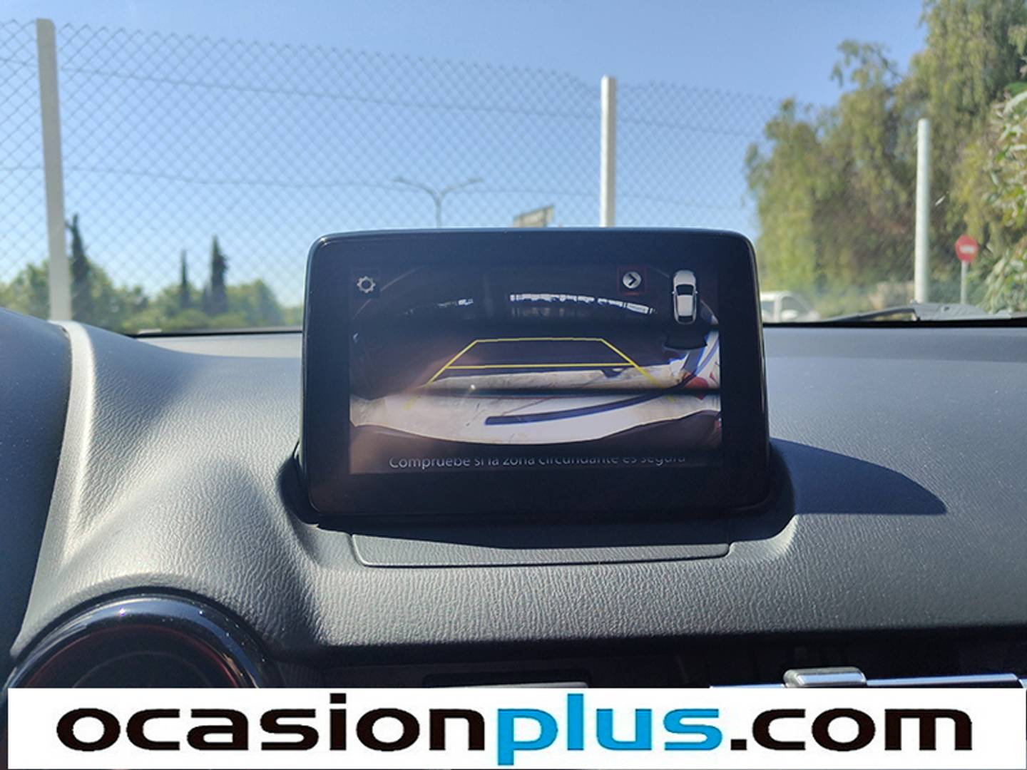 Foto Mazda CX-3 Mazda CX-3 2.0 SKYACTIV GE Luxury 2WD AT (120 CV)