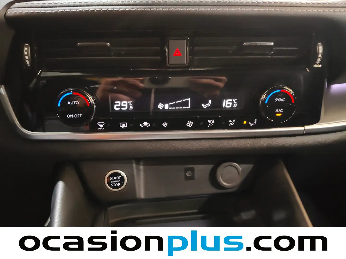 Foto Nissan QASHQAI Nissan Qashqai DIG-T 140 N-Connecta (140 CV)