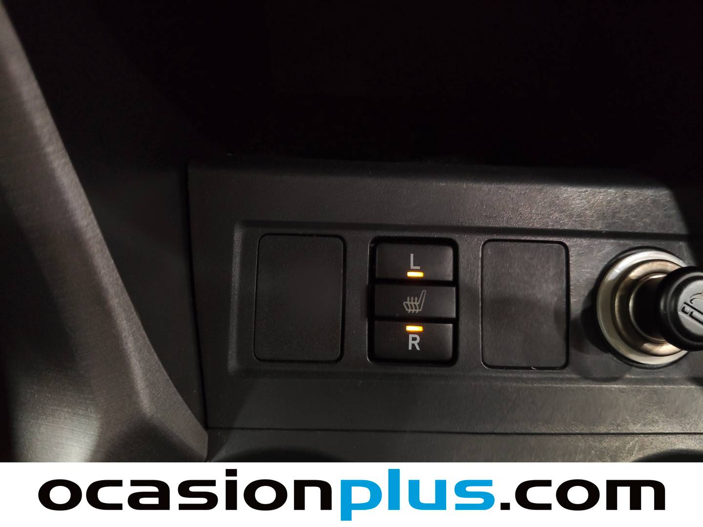 Equipamiento del Toyota Rav4 Toyota Rav4 2.0 VVT-i Executive (152 CV)