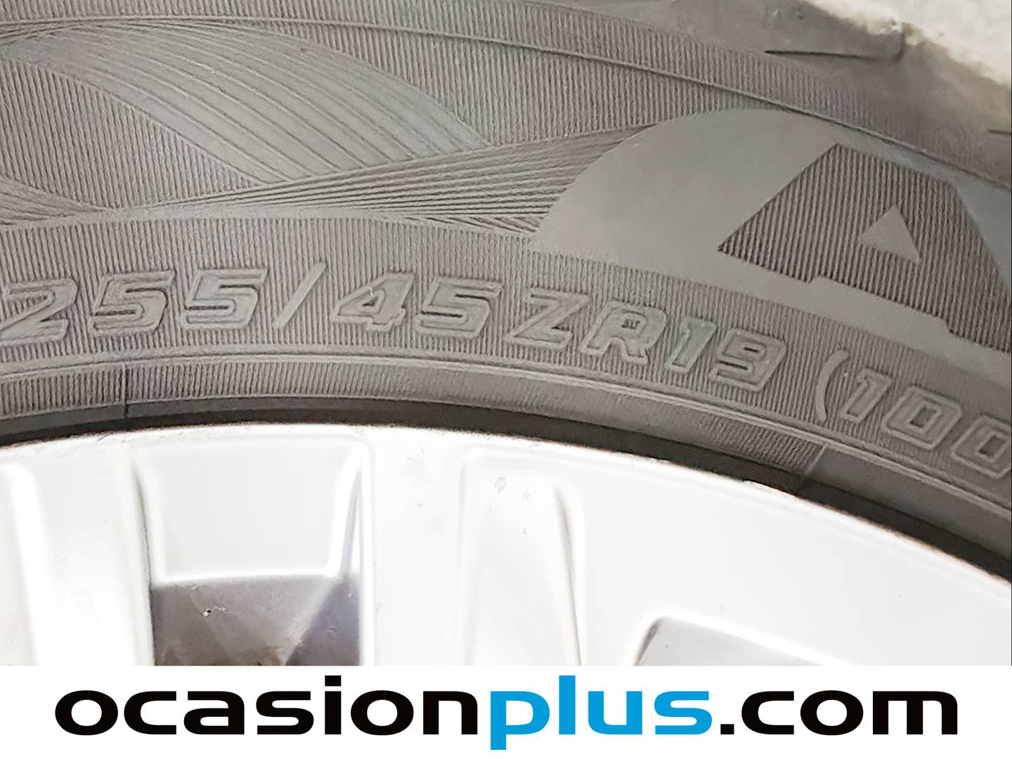 Foto Volkswagen Tiguan Volkswagen Tiguan Advance 2.0 TDI (150 CV) DSG Pack R-Line