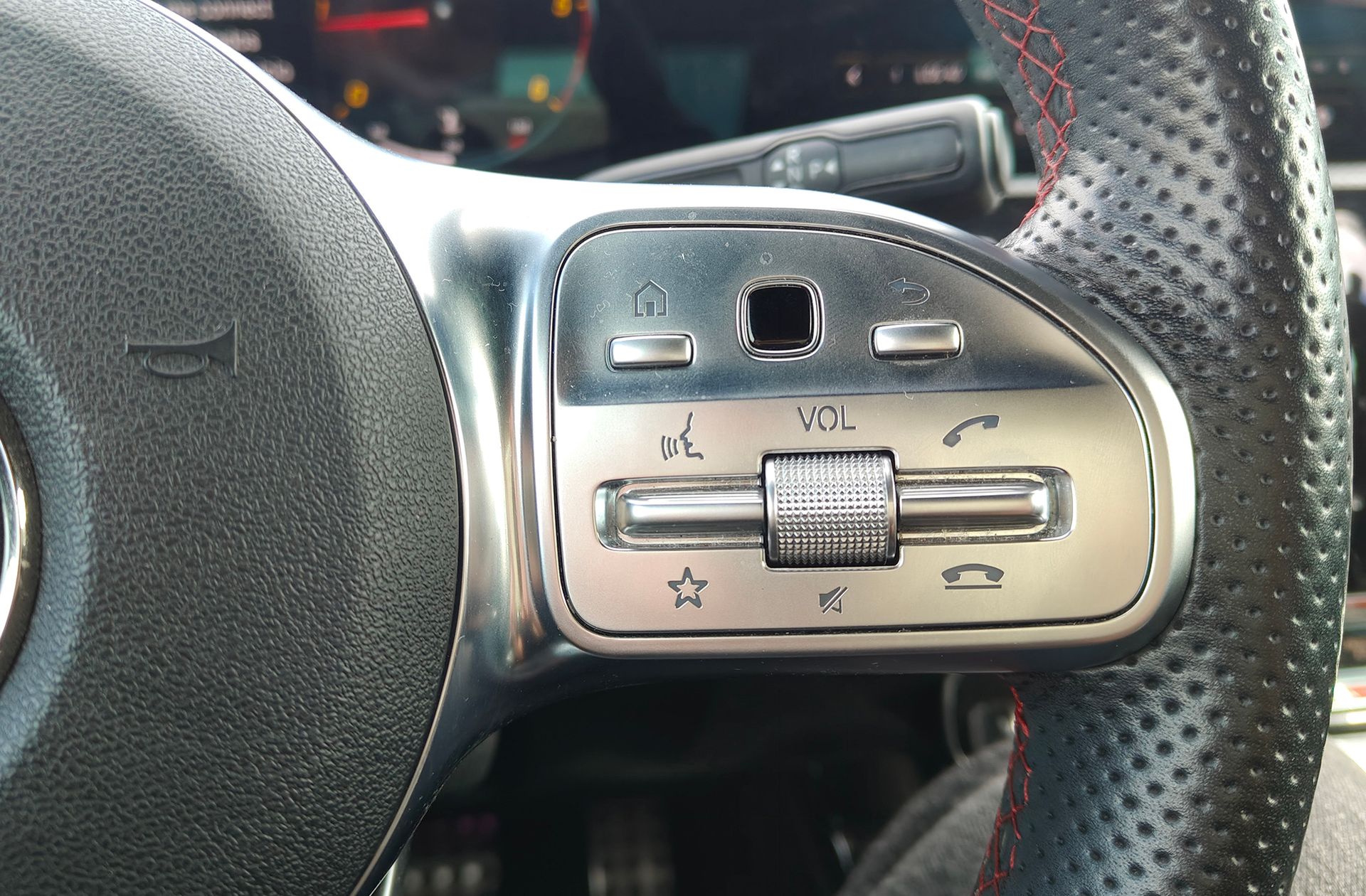 Mercedes-Benz Clase A 180 d Pack AMG - foto 29