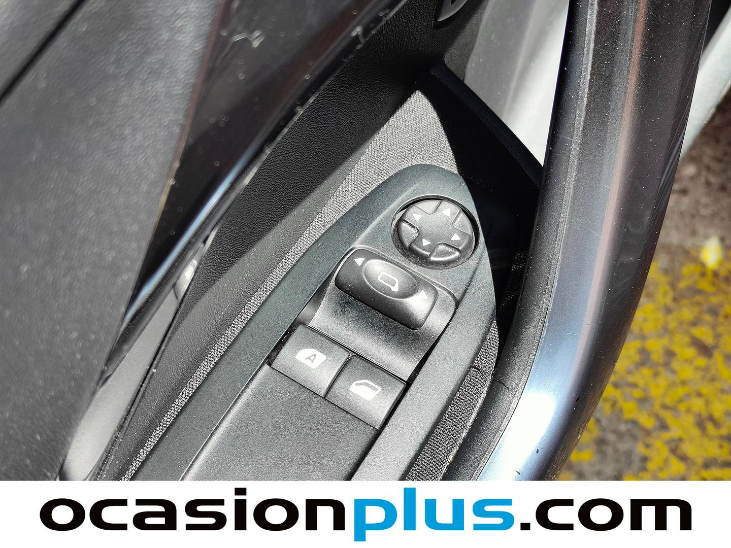 Peugeot 208 Peugeot 208 1.6 e-HDI Allure (92 CV) manual