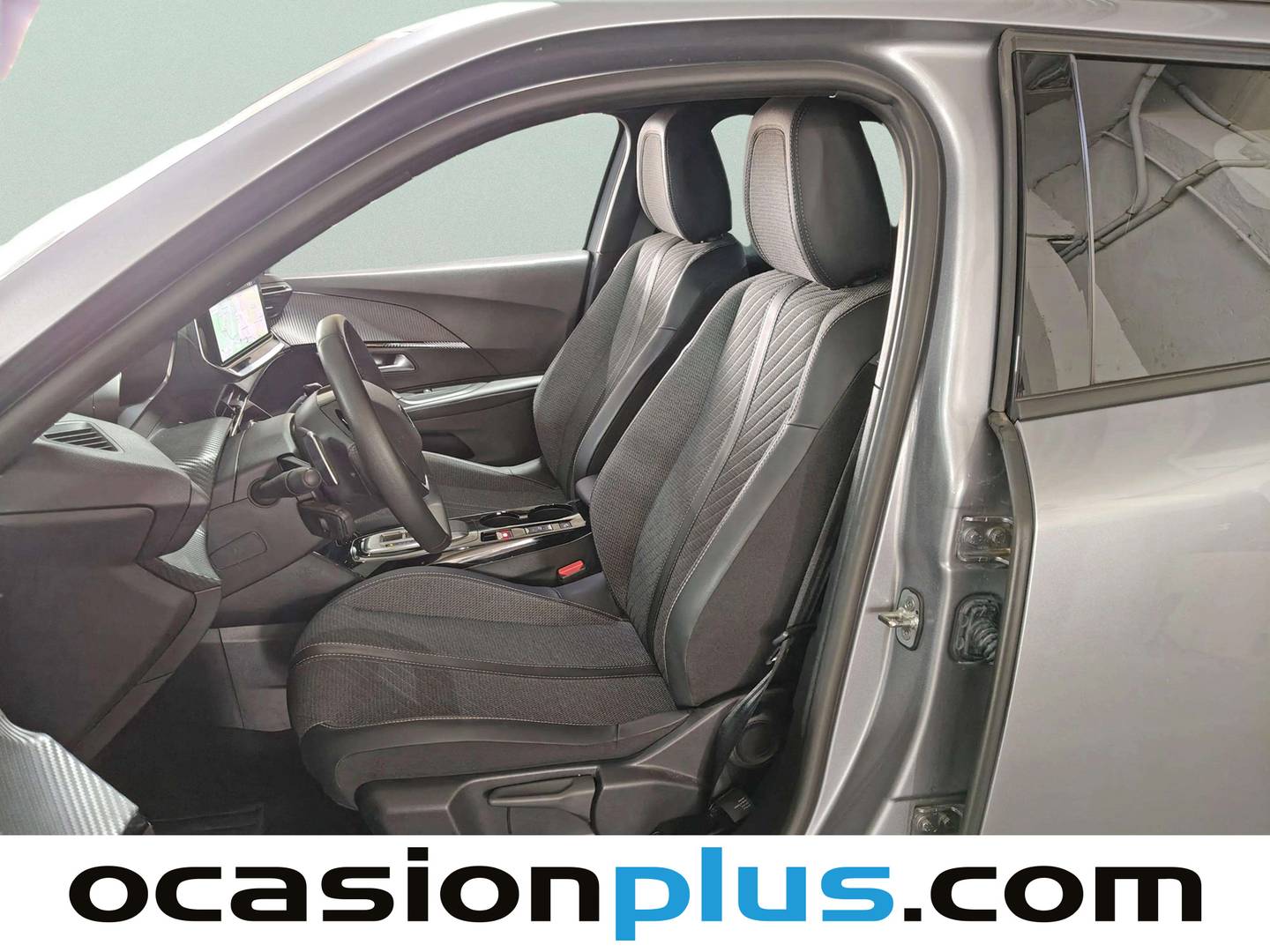 Foto asientos delanteros Peugeot 2008 Peugeot 2008 Allure Hybrid eDCS6 (145 CV)