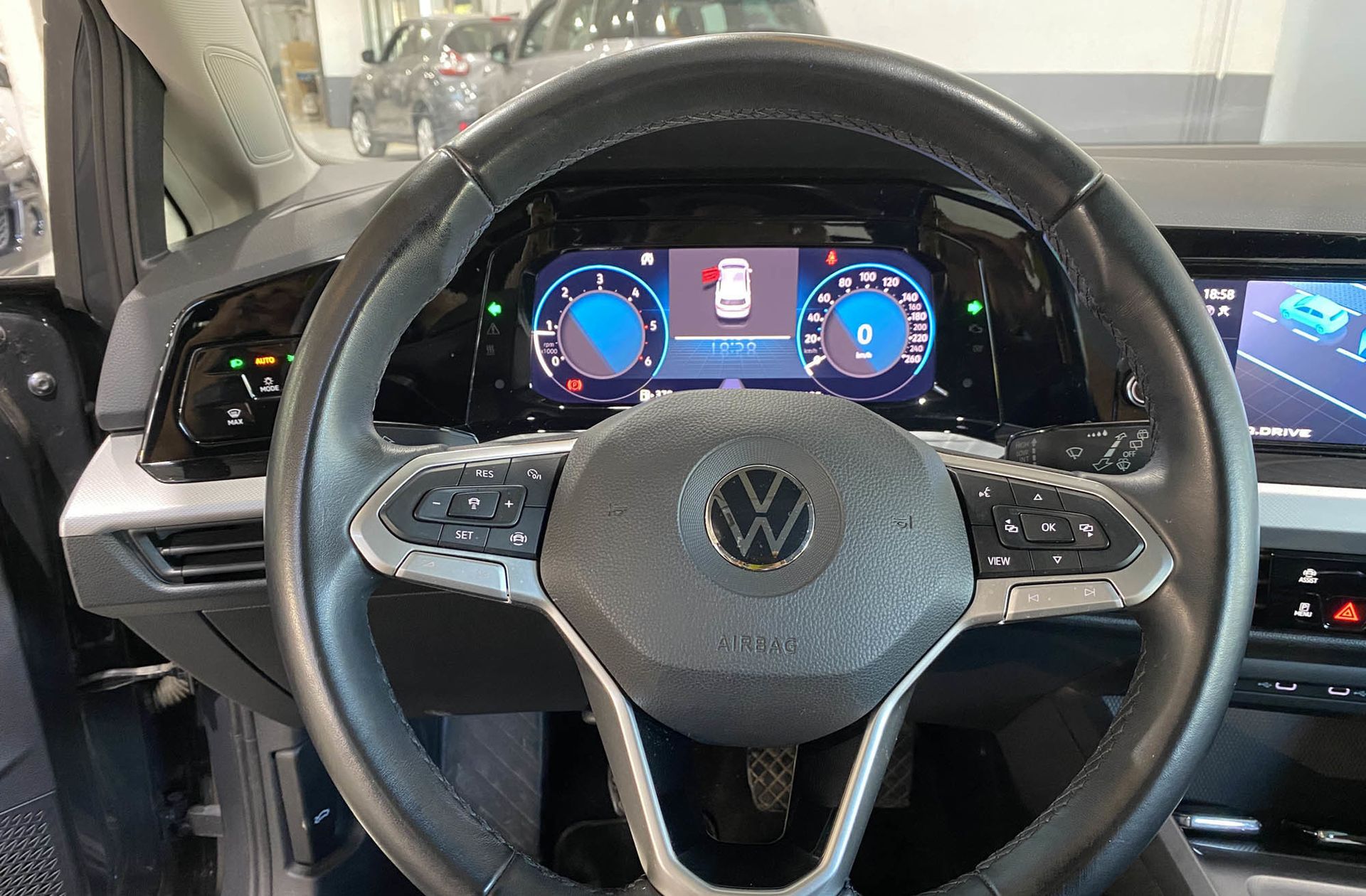 Volkswagen Golf 2.0 TDI - foto 22