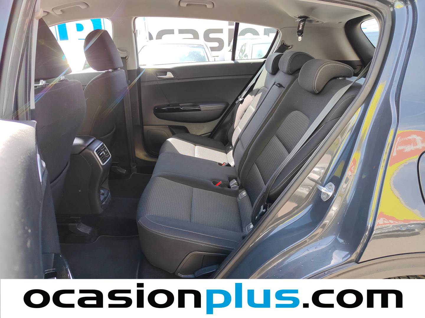 Foto asientos traseros KIA Sportage KIA Sportage 1.6 MHEV Drive 4x2 (115 CV)
