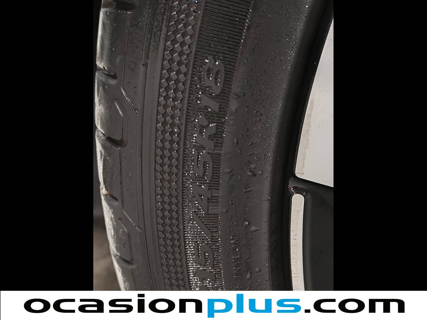 Foto Volkswagen Taigo Volkswagen Taigo R-Line 1.0 TSI (110 CV)