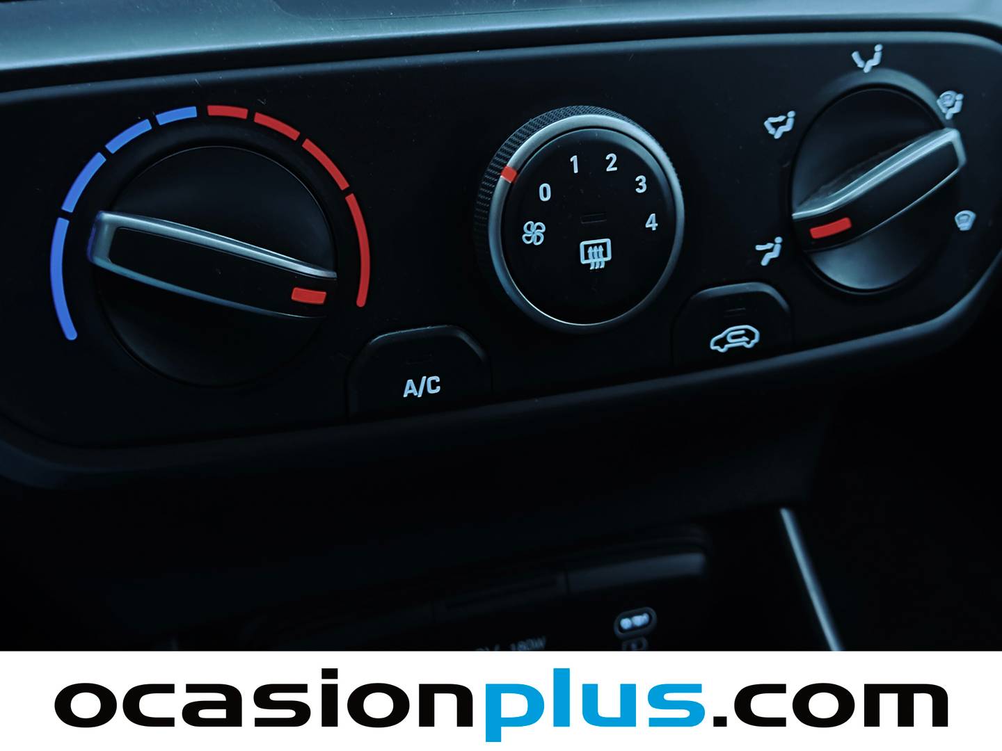 Foto Hyundai i20 Hyundai i20 1.2 MPI Essence (79 CV)