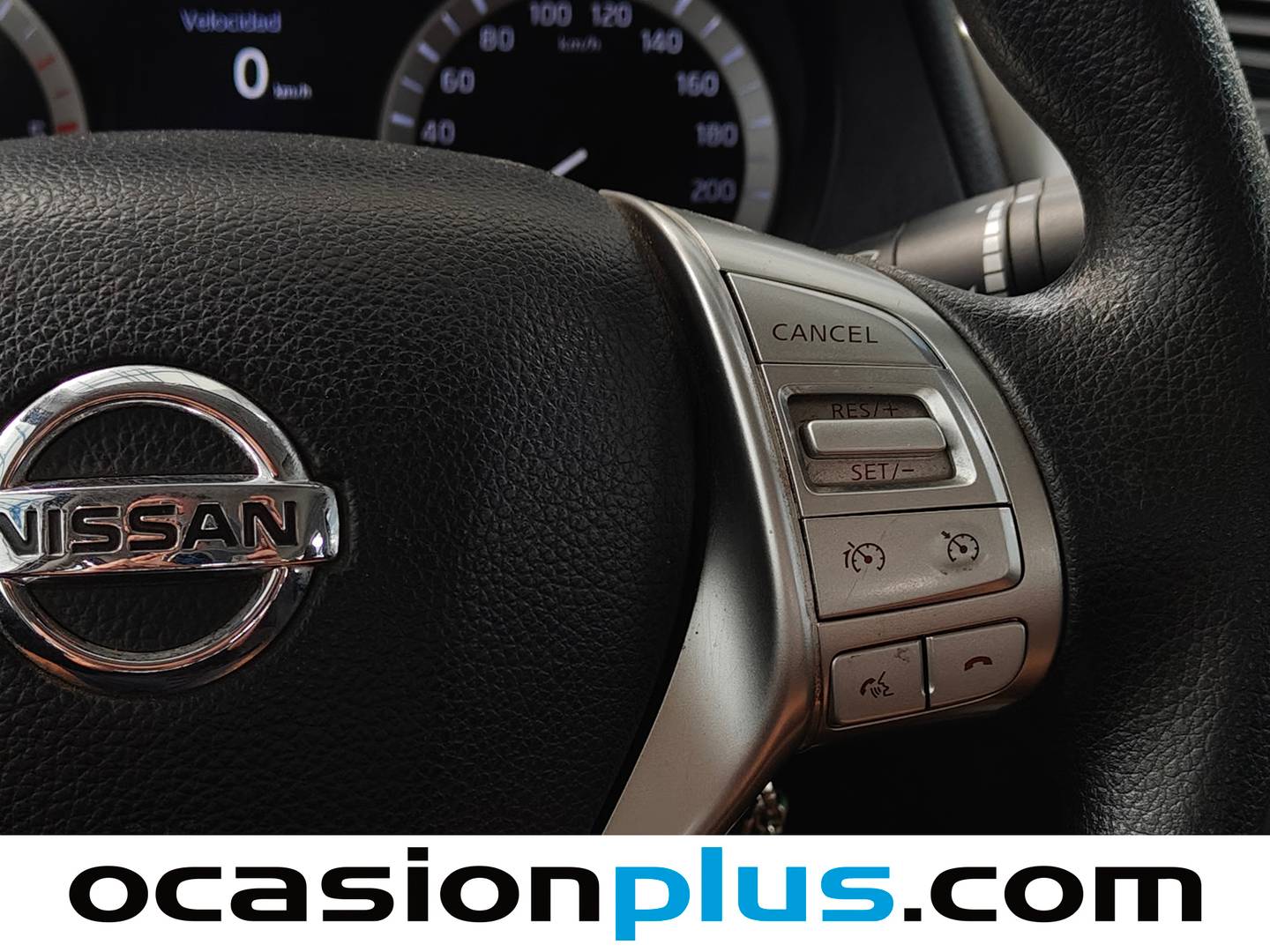 Equipamiento del Nissan Navara Nissan Navara PickUp 2.3 dCi Doble Cabina Acenta Style (163 CV)