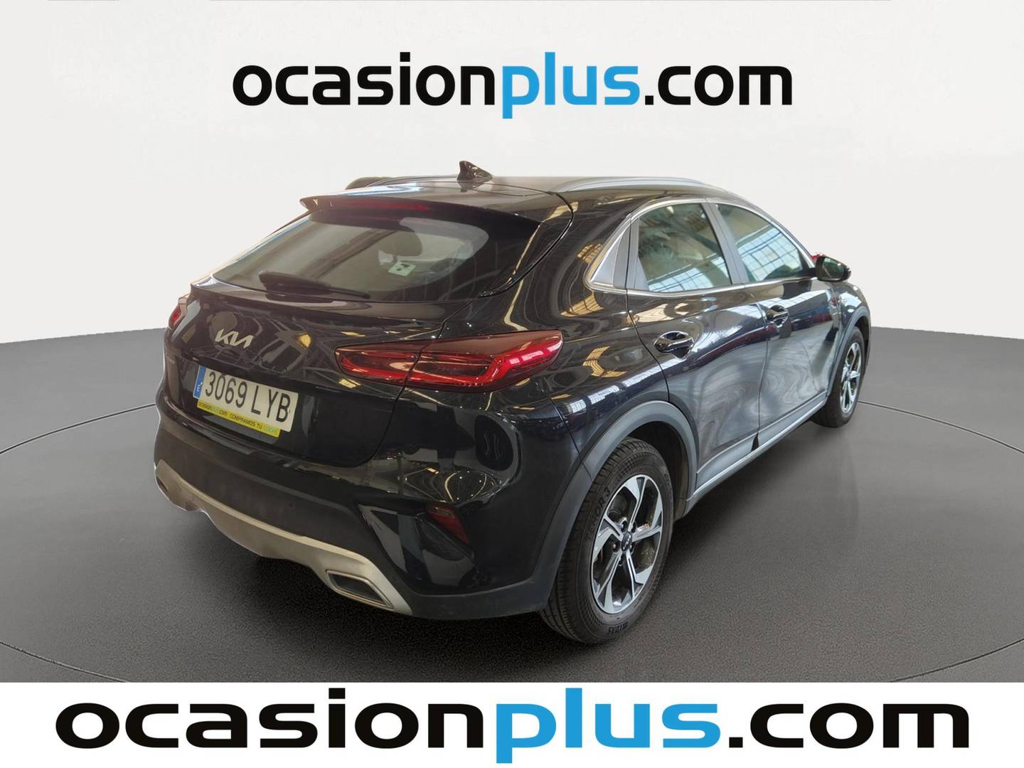 Foto trasera KIA XCeed KIA XCeed 1.0 T-GDi Drive (120 CV) derecha