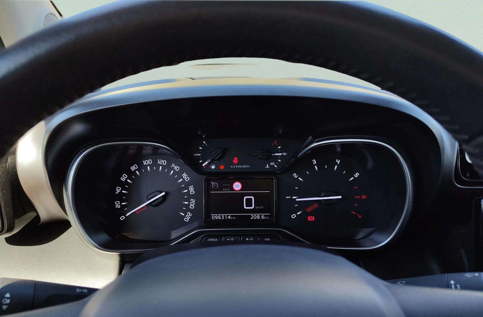 Citroën C3 Aircross PureTech 110 Plus - foto 26