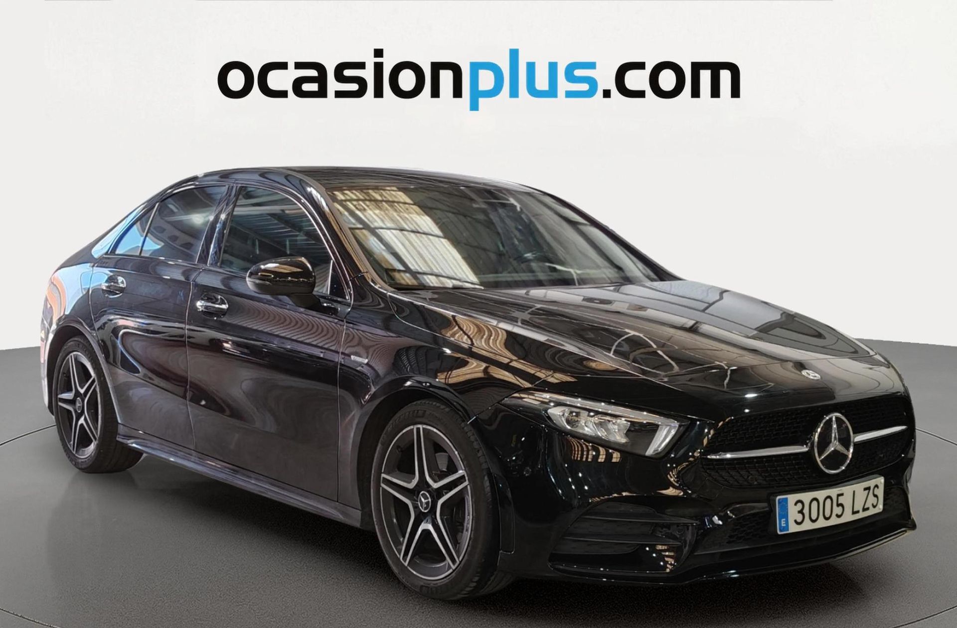 Mercedes-Benz Clase A 200 d Sedán Pack AMG - foto 2