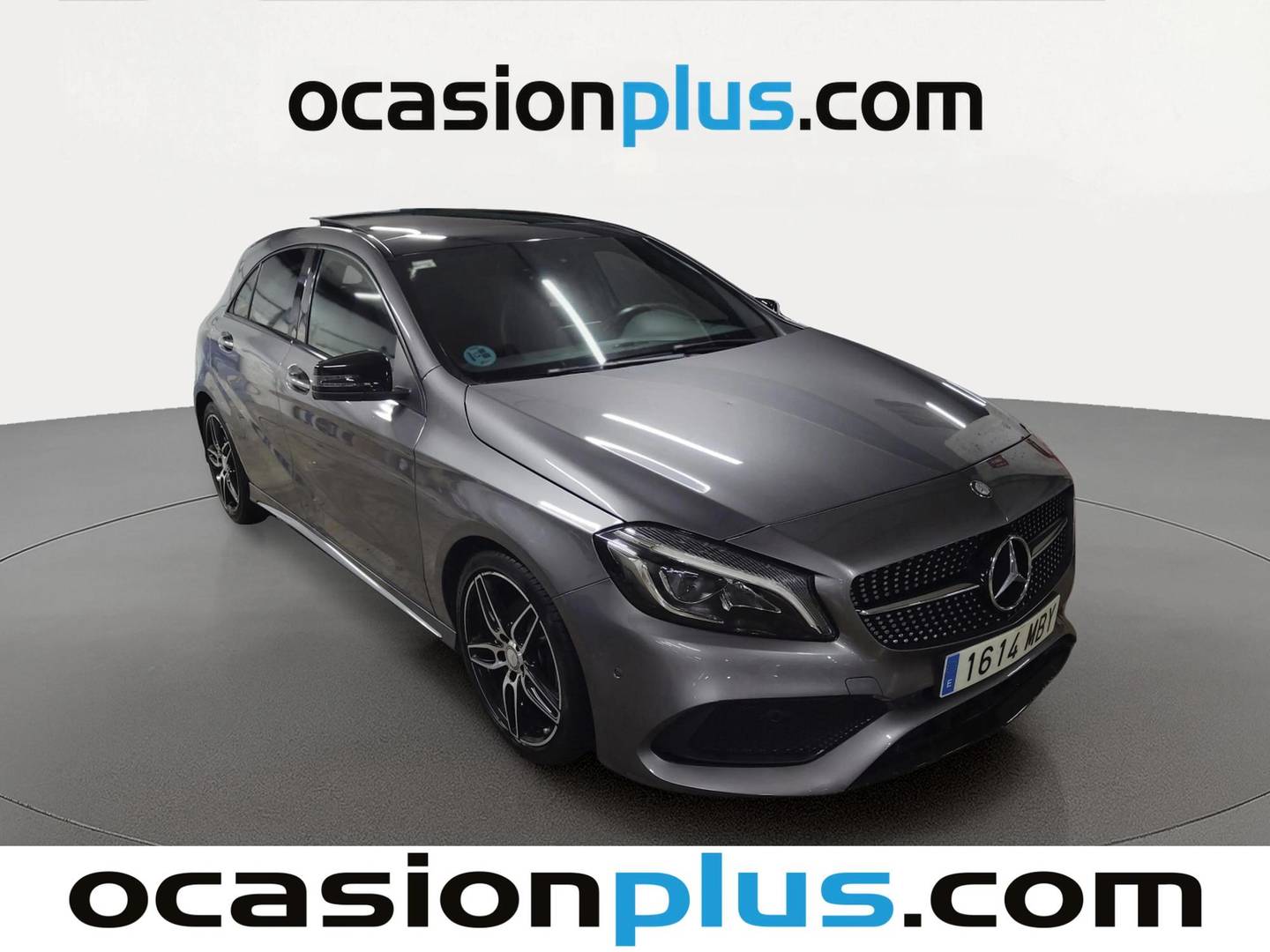 Foto delantera Mercedes Clase A Mercedes Clase A 200 AMG Line (156 CV) derecha