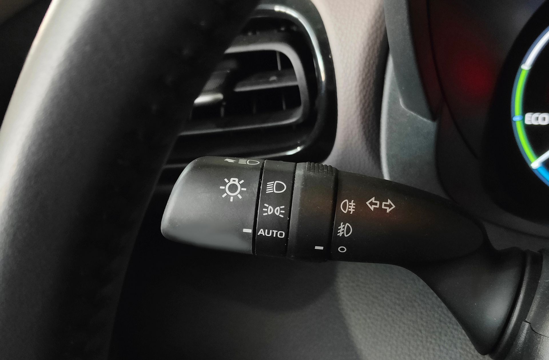 Toyota Yaris Cross 120H Style - foto 27